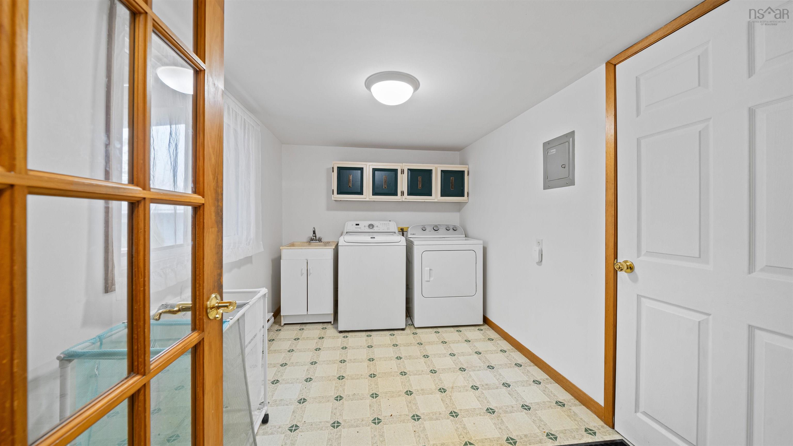 $479,900.00: 187 Caldwell Road, Cole Harbour