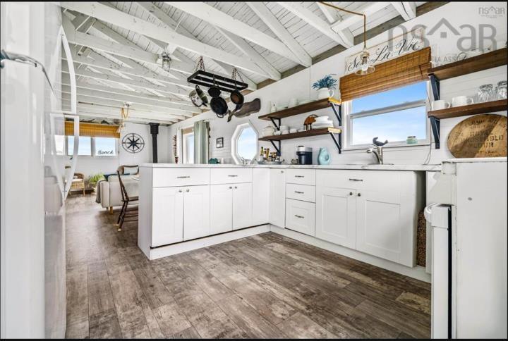 $329,000.00: 83 Red Cliff Drive, Seafoam