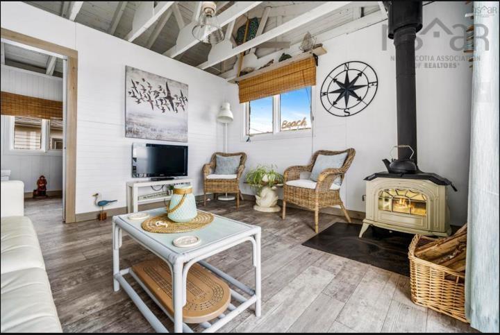$329,000.00: 83 Red Cliff Drive, Seafoam