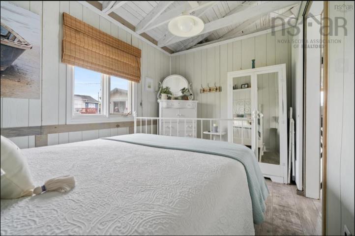 $329,000.00: 83 Red Cliff Drive, Seafoam