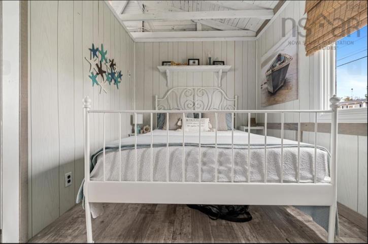 $329,000.00: 83 Red Cliff Drive, Seafoam