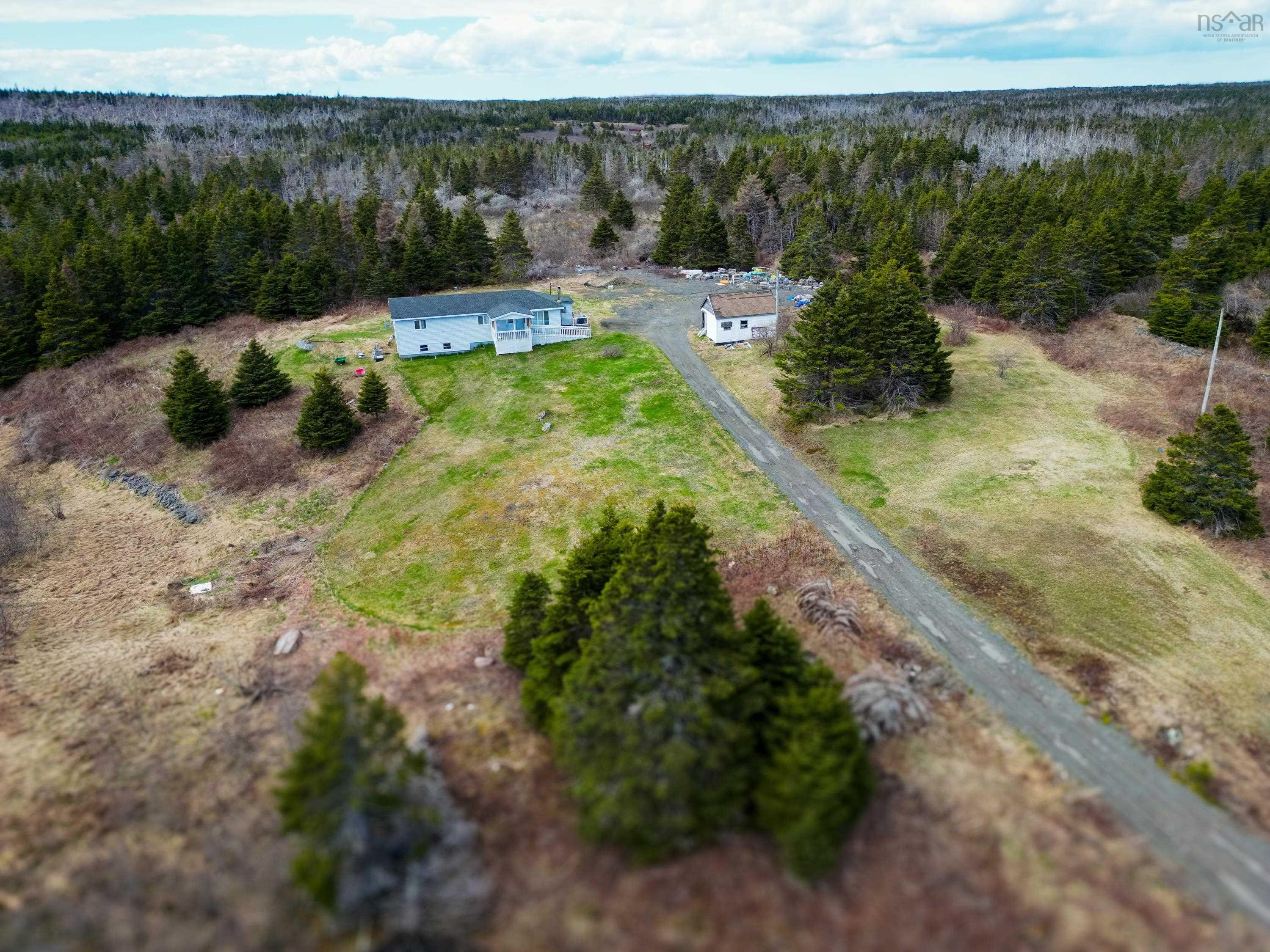 $250,000.00: 235 Louisbourg Main-A-Dieu Road, Louisbourg