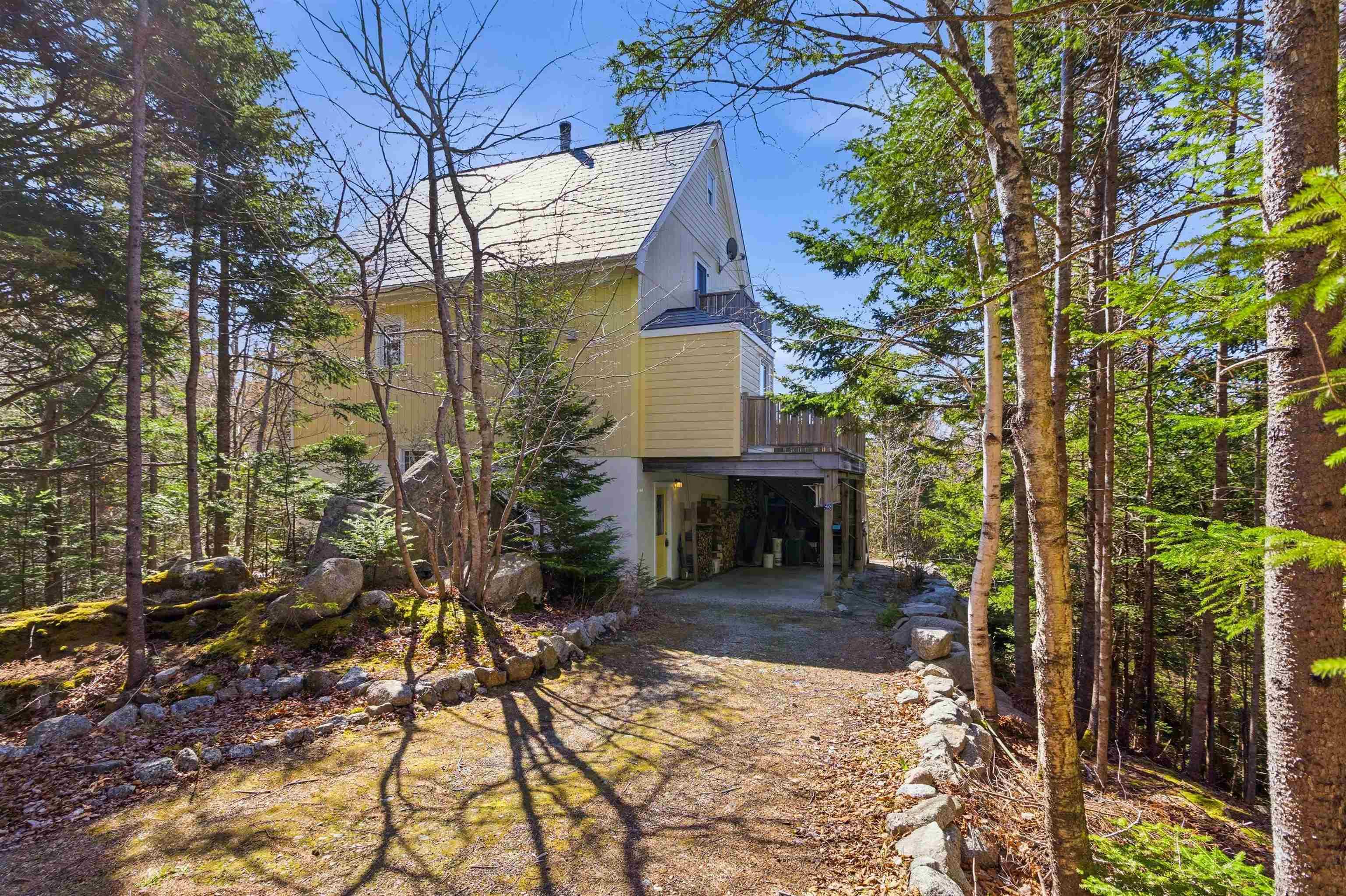 $699,900.00: 40 Big Rock Lane, East Chester