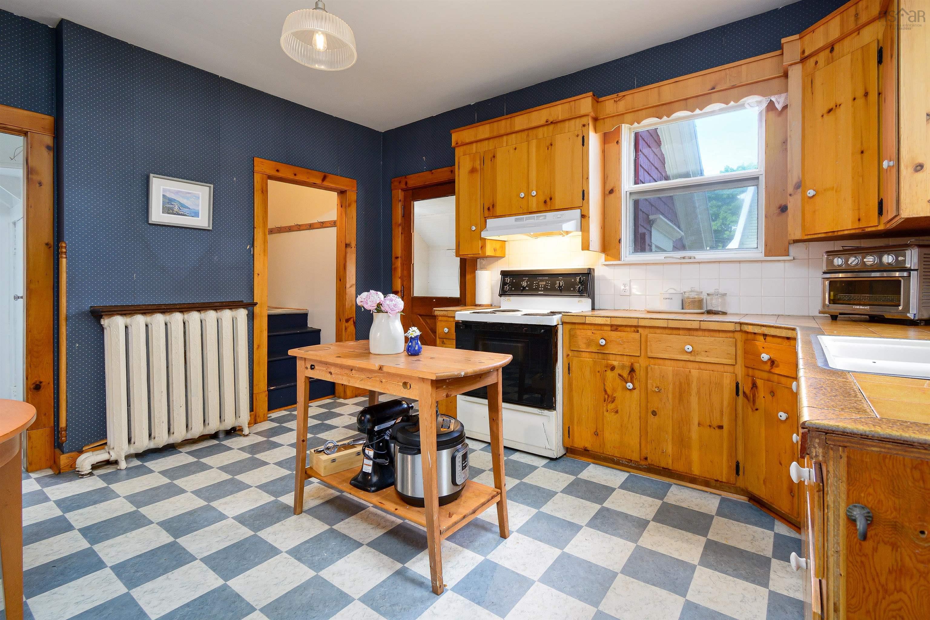 $385,000.00: 57 King Street, North Sydney