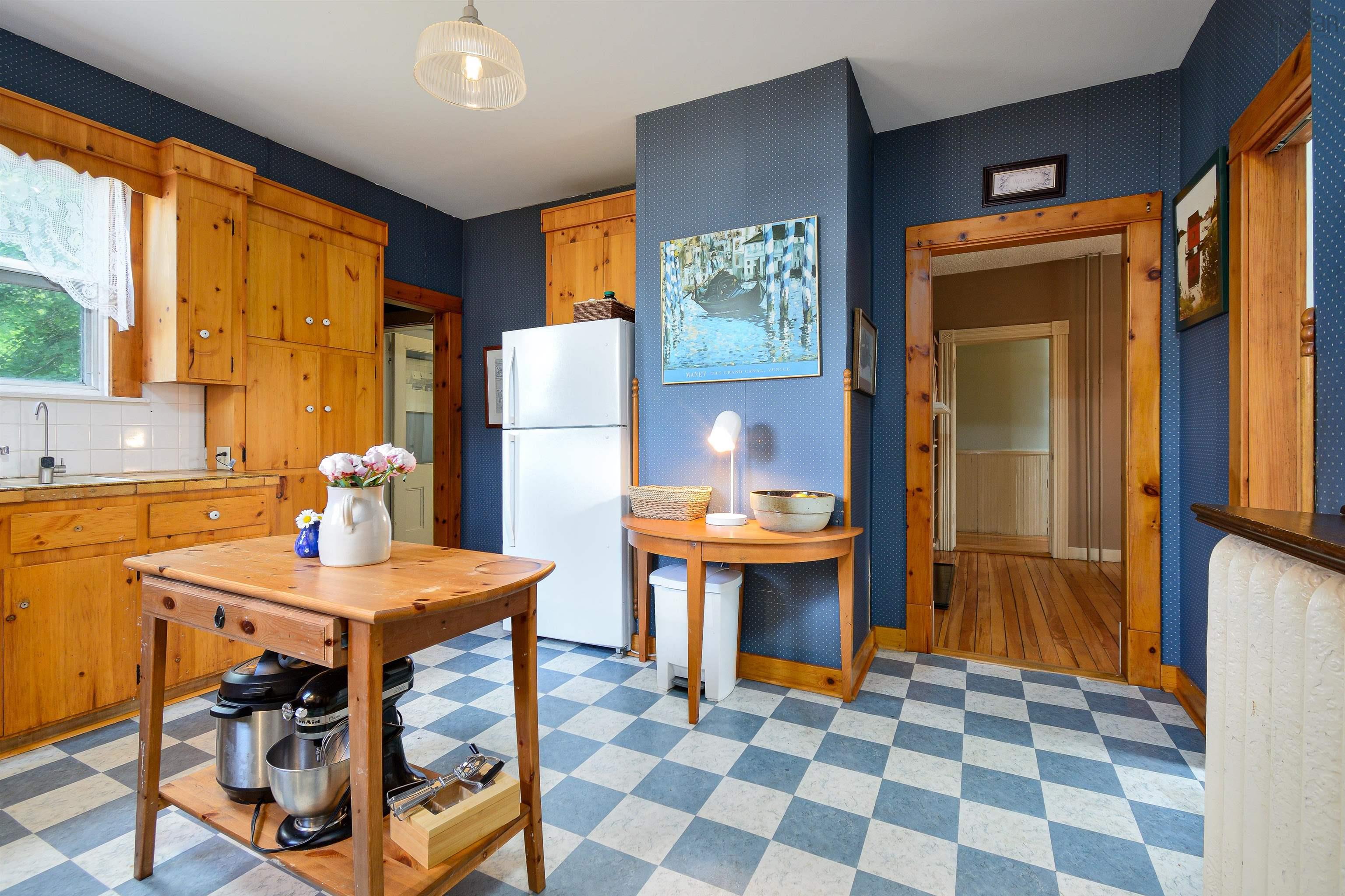 $385,000.00: 57 King Street, North Sydney