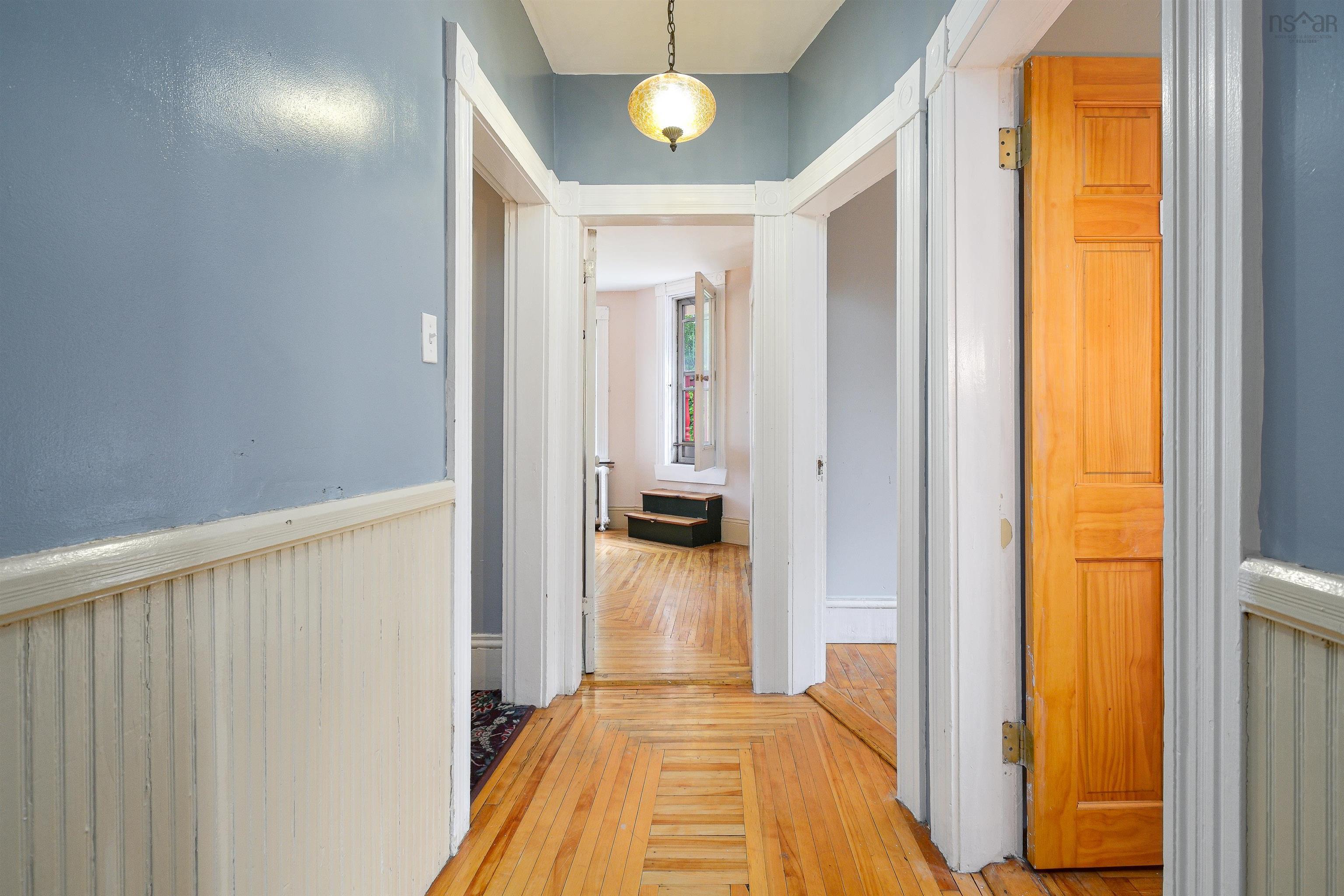 $385,000.00: 57 King Street, North Sydney