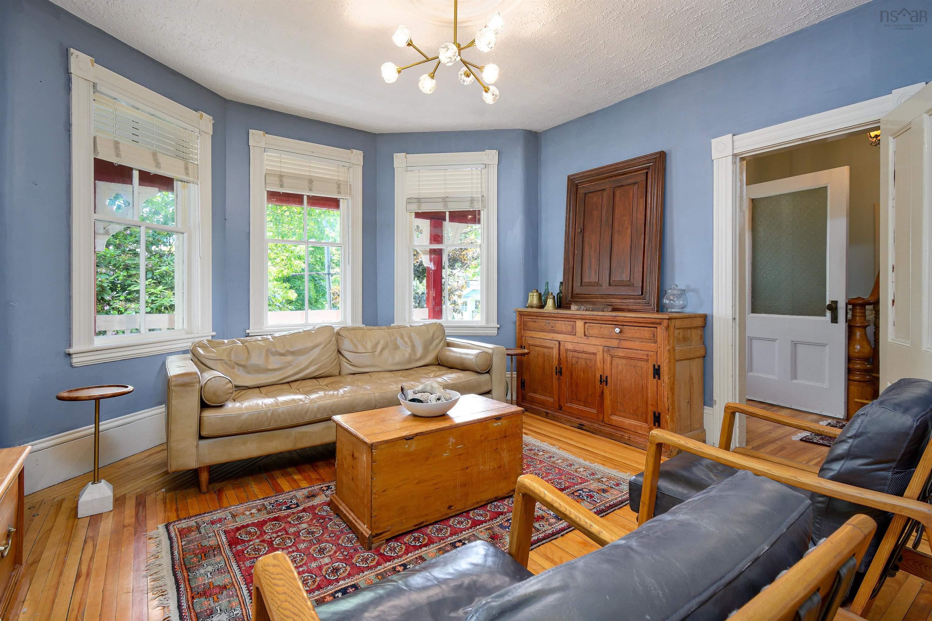 $385,000.00: 57 King Street, North Sydney