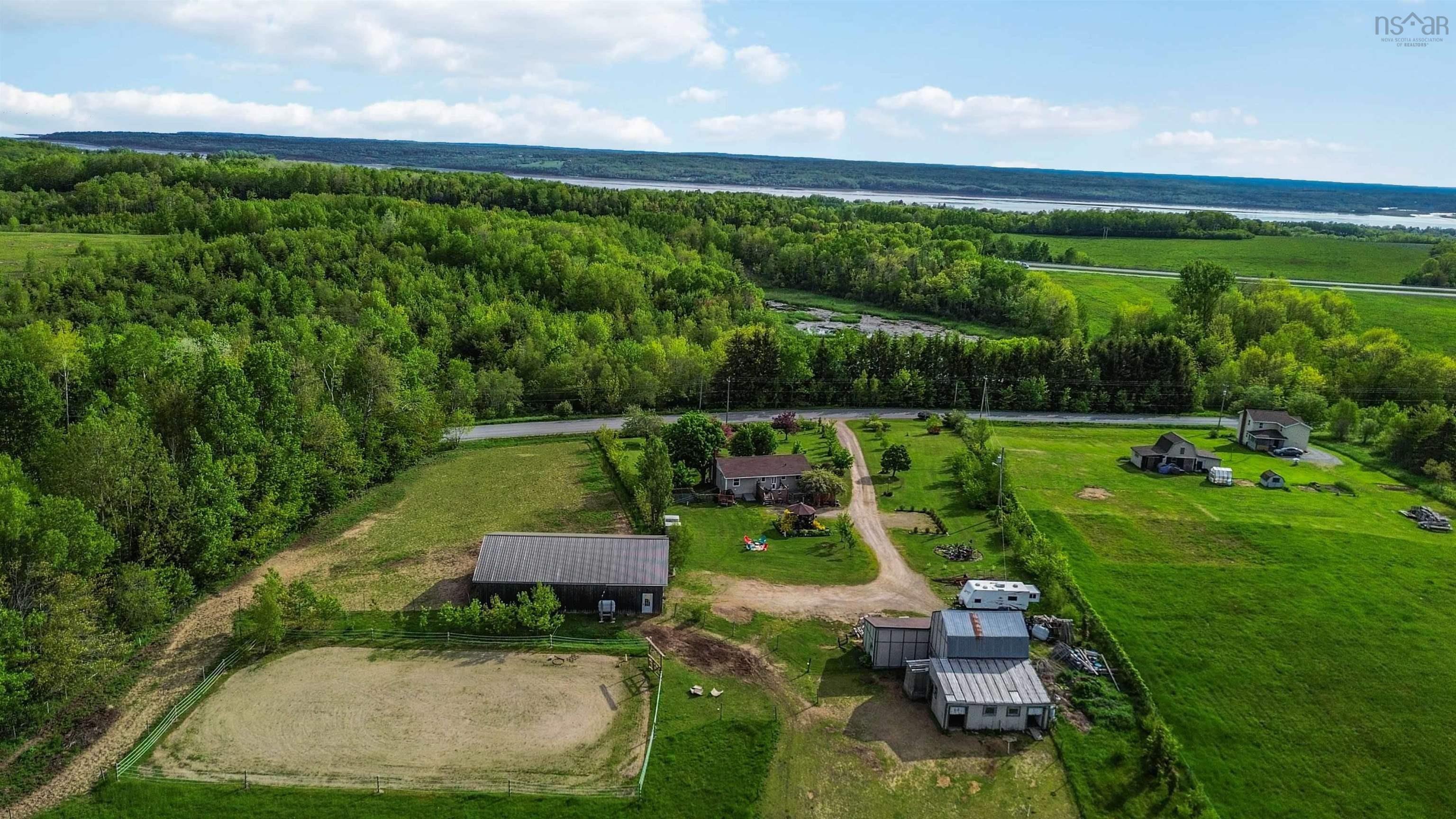$759,000.00: 251 Ben Jackson Road, Hants Border