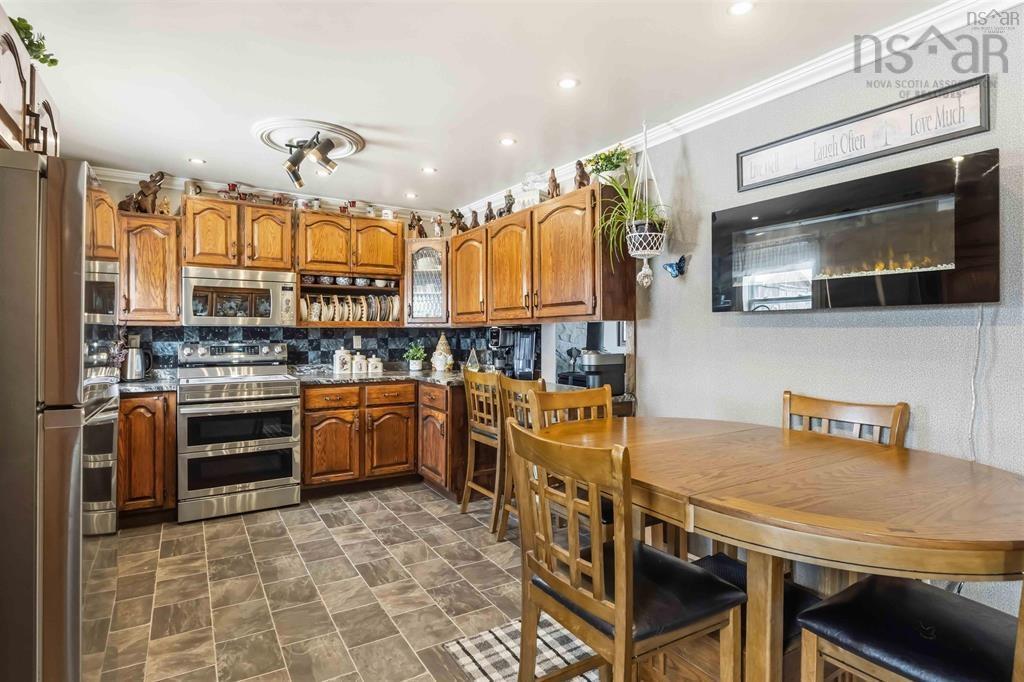 $759,000.00: 251 Ben Jackson Road, Hants Border