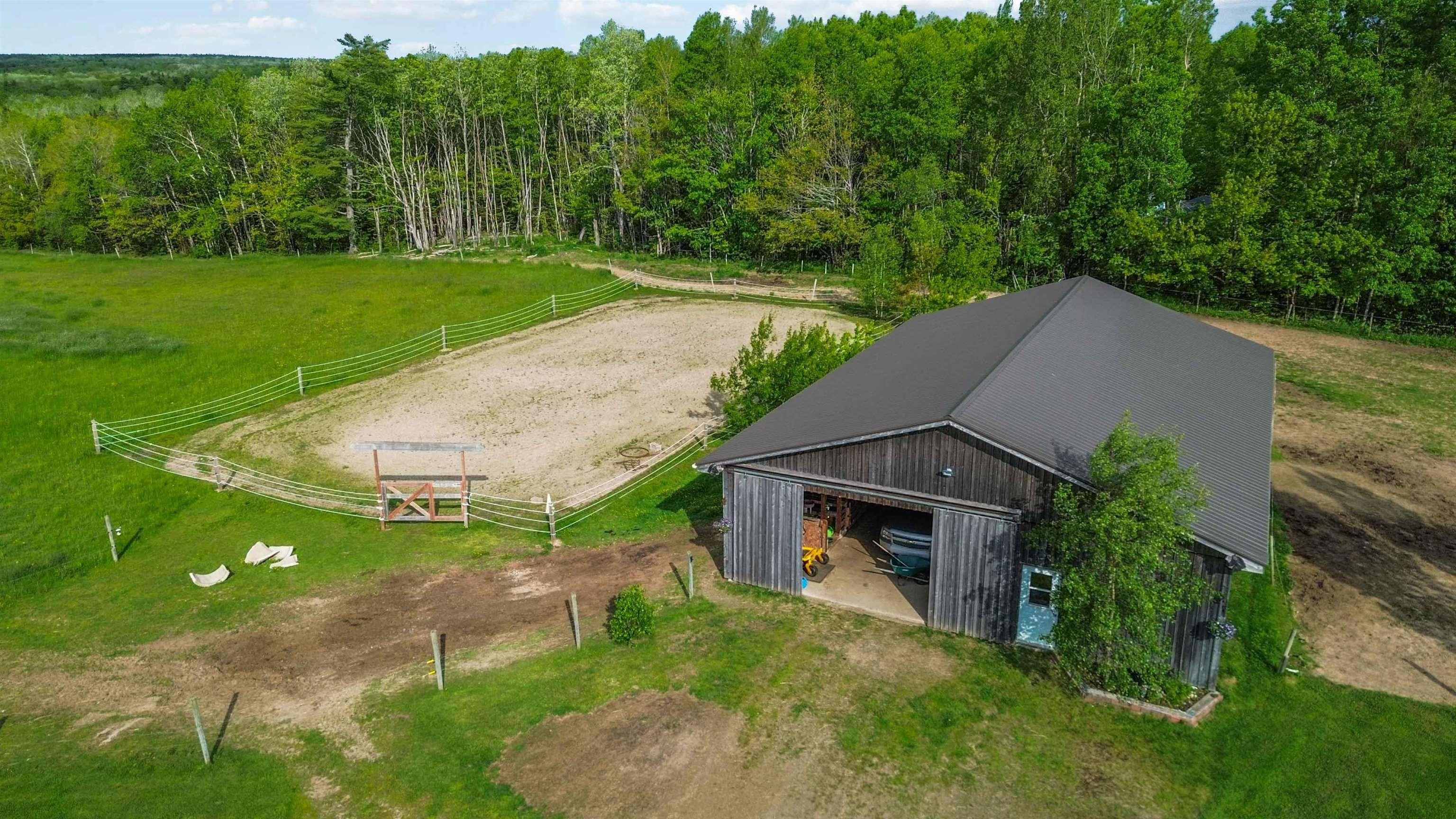 $759,000.00: 251 Ben Jackson Road, Hants Border
