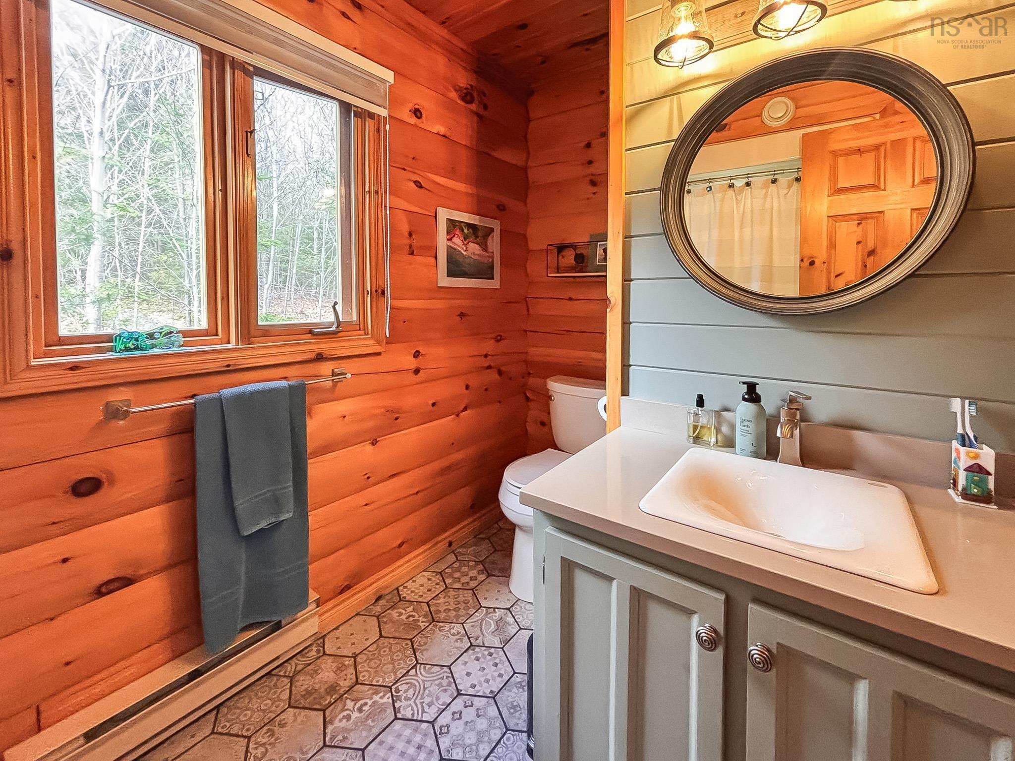 $549,000.00: 19 Jays Point Road, Labelle