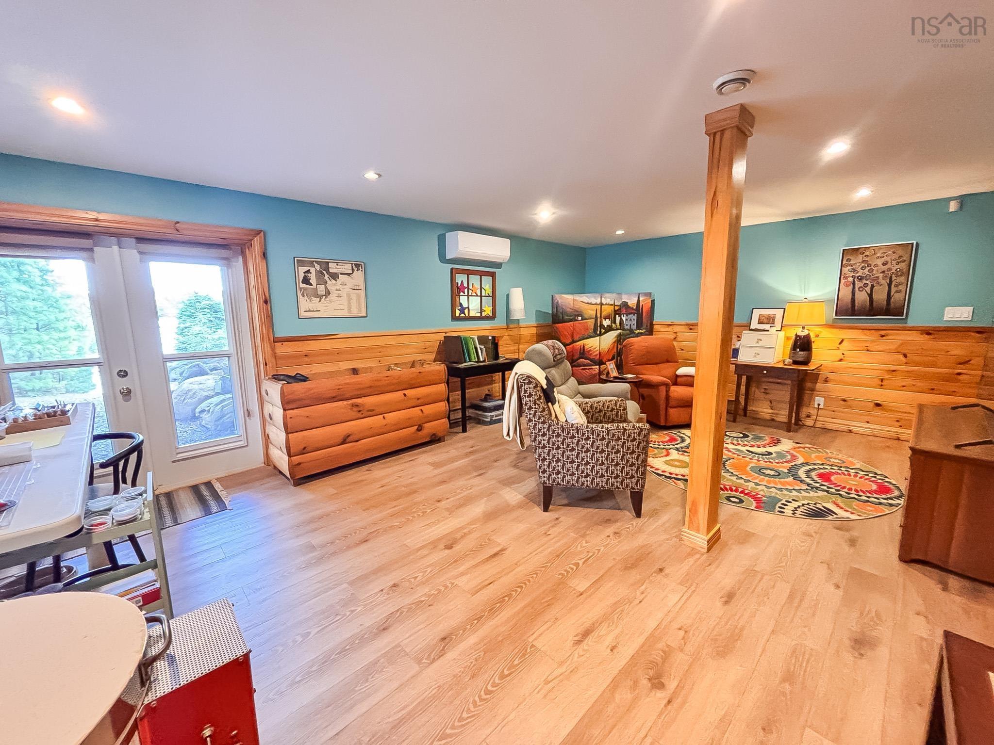 $549,000.00: 19 Jays Point Road, Labelle