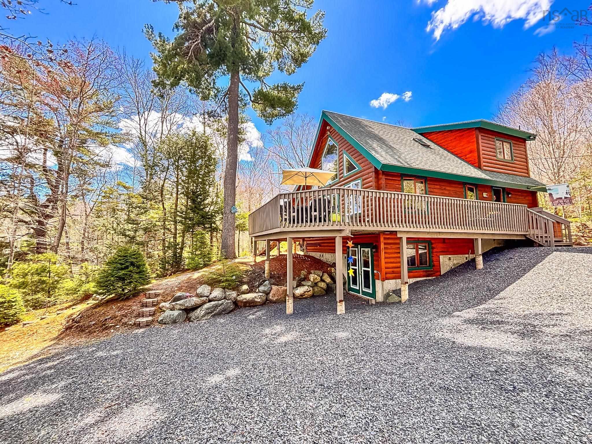 $549,000.00: 19 Jays Point Road, Labelle