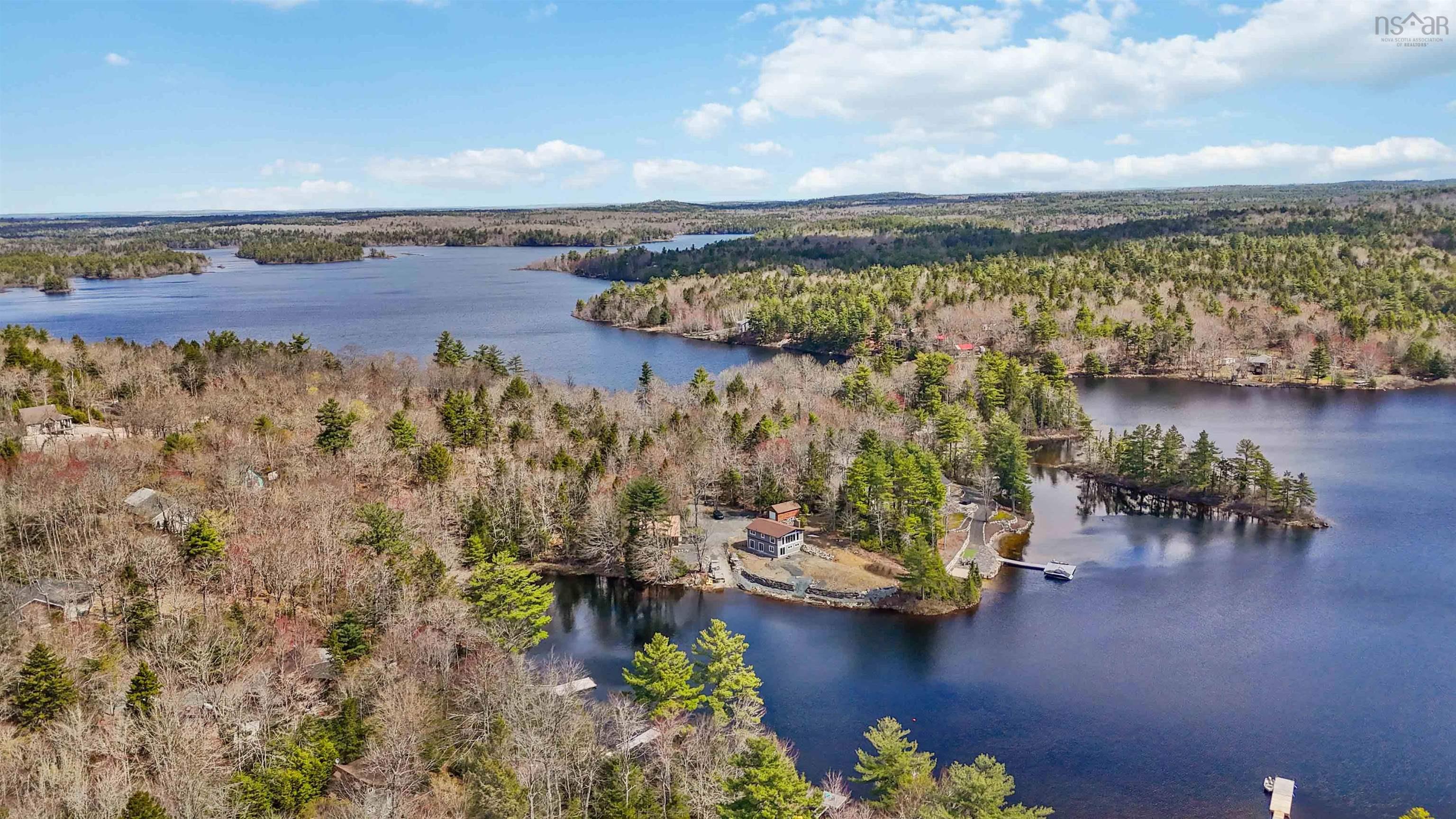 $549,000.00: 19 Jays Point Road, Labelle