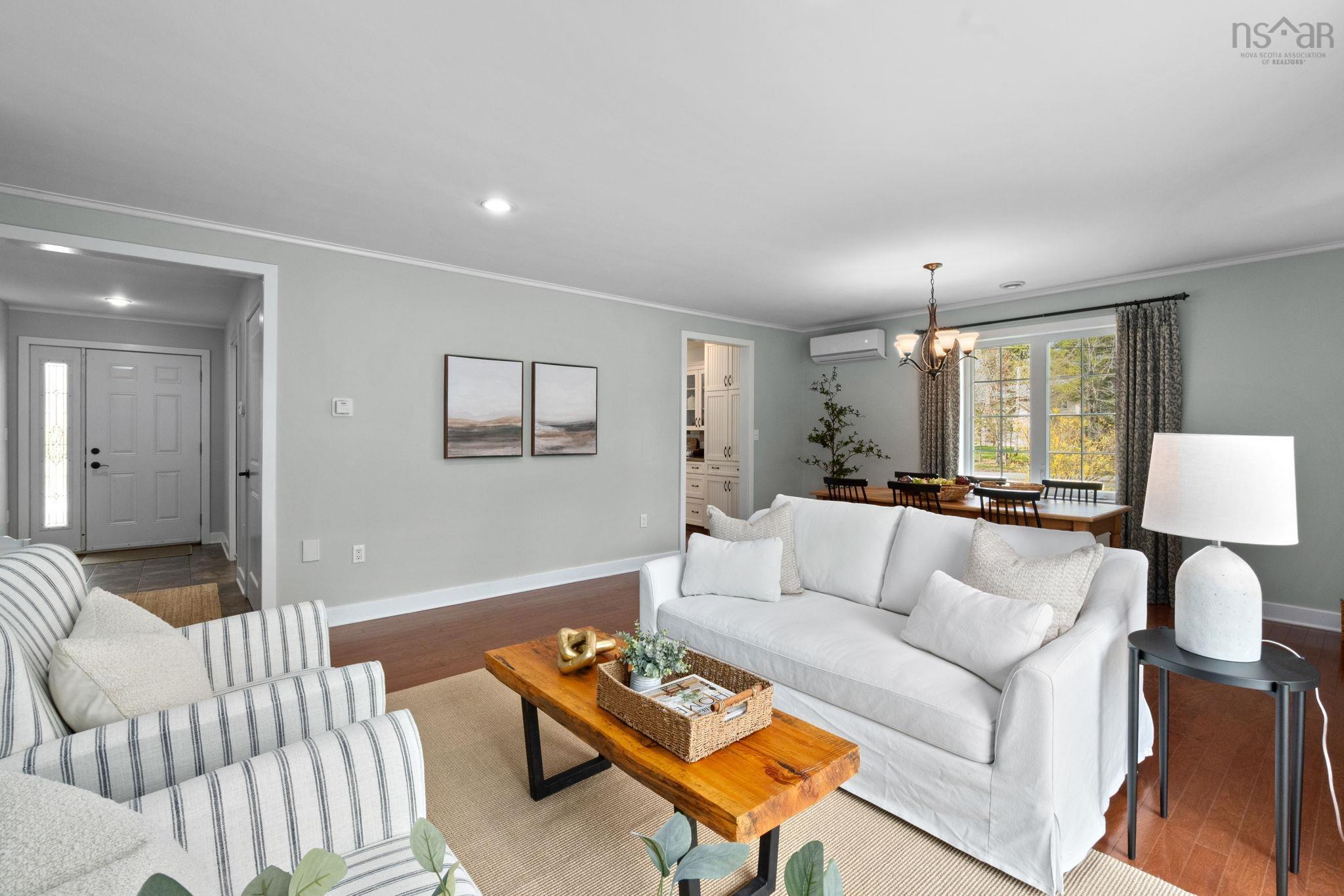 $599,000.00: 141 Morris Crescent, North Alton