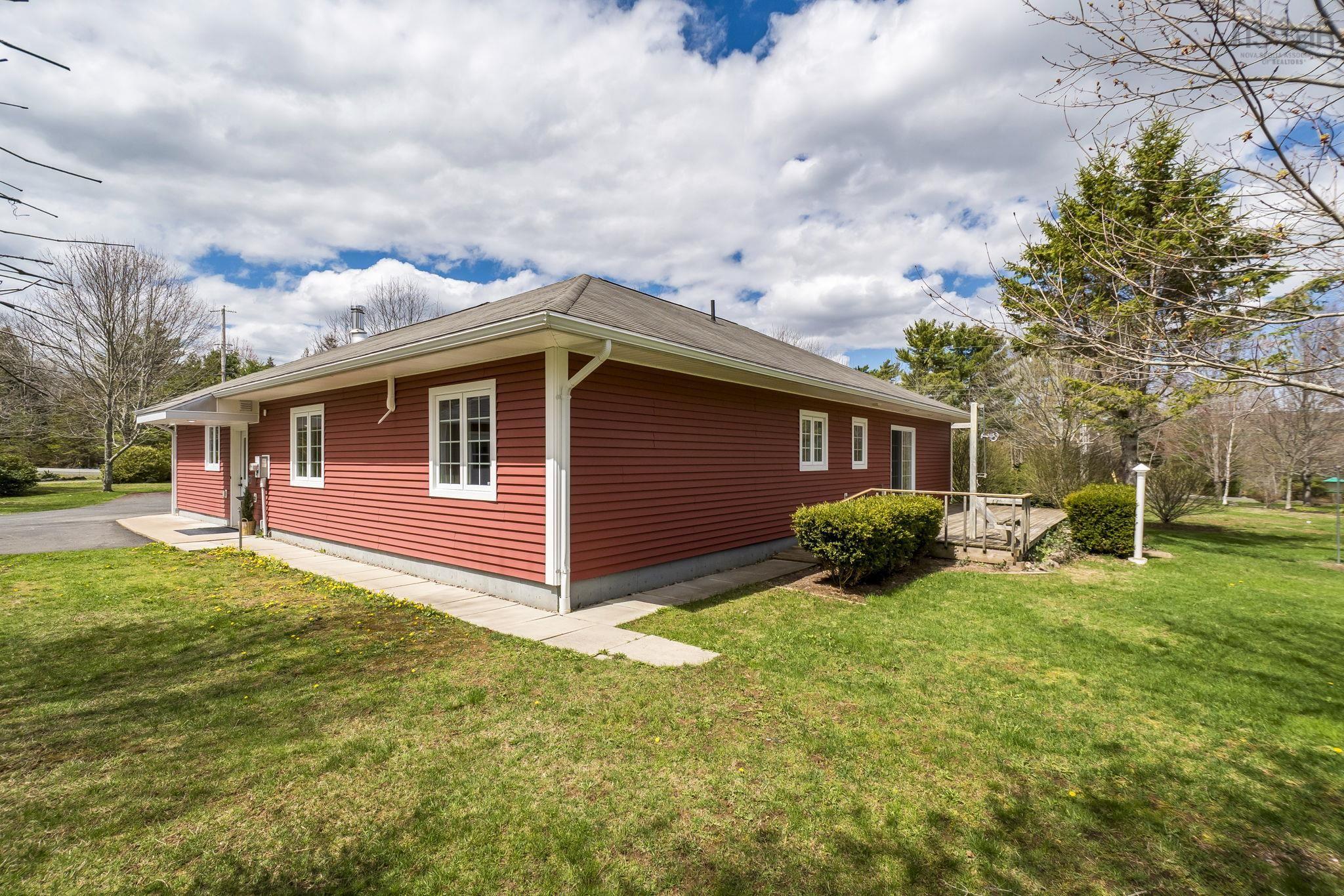 $599,000.00: 141 Morris Crescent, North Alton