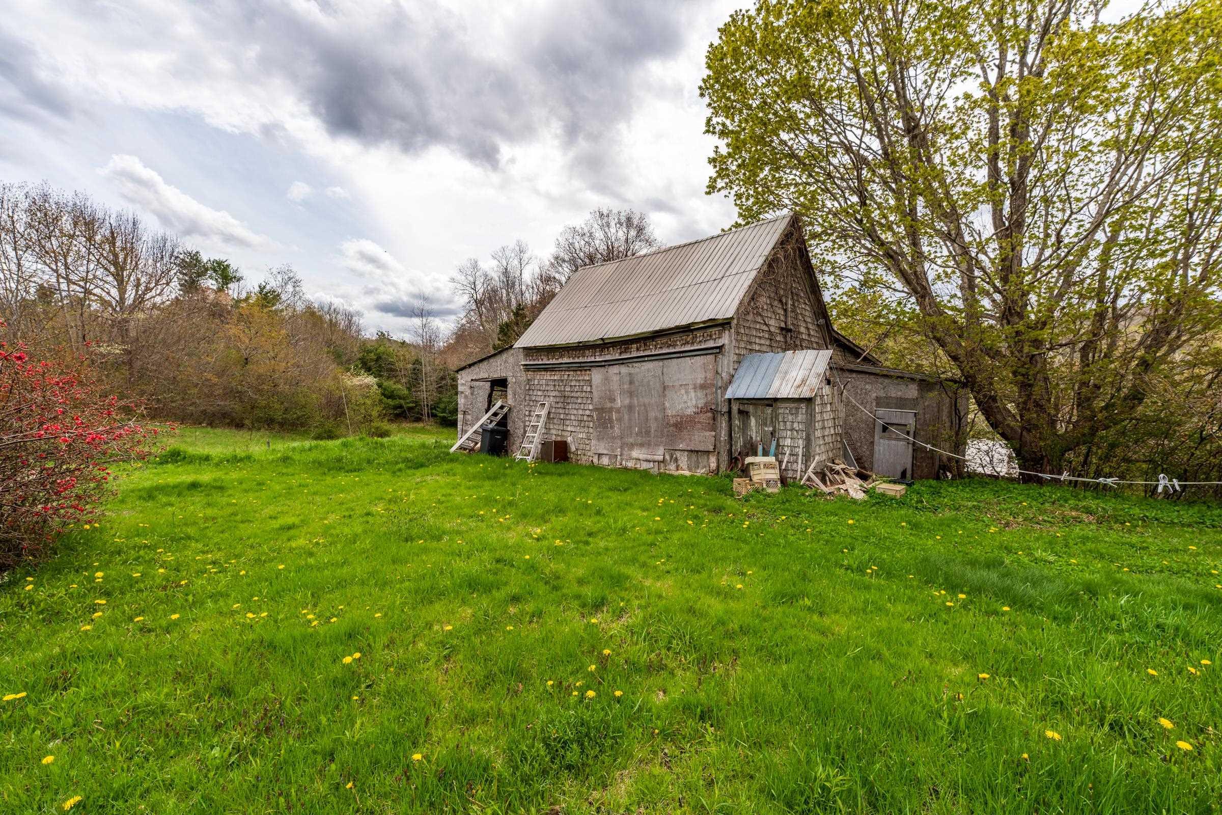 $220,000.00: 9427 Highway 8, Lequille