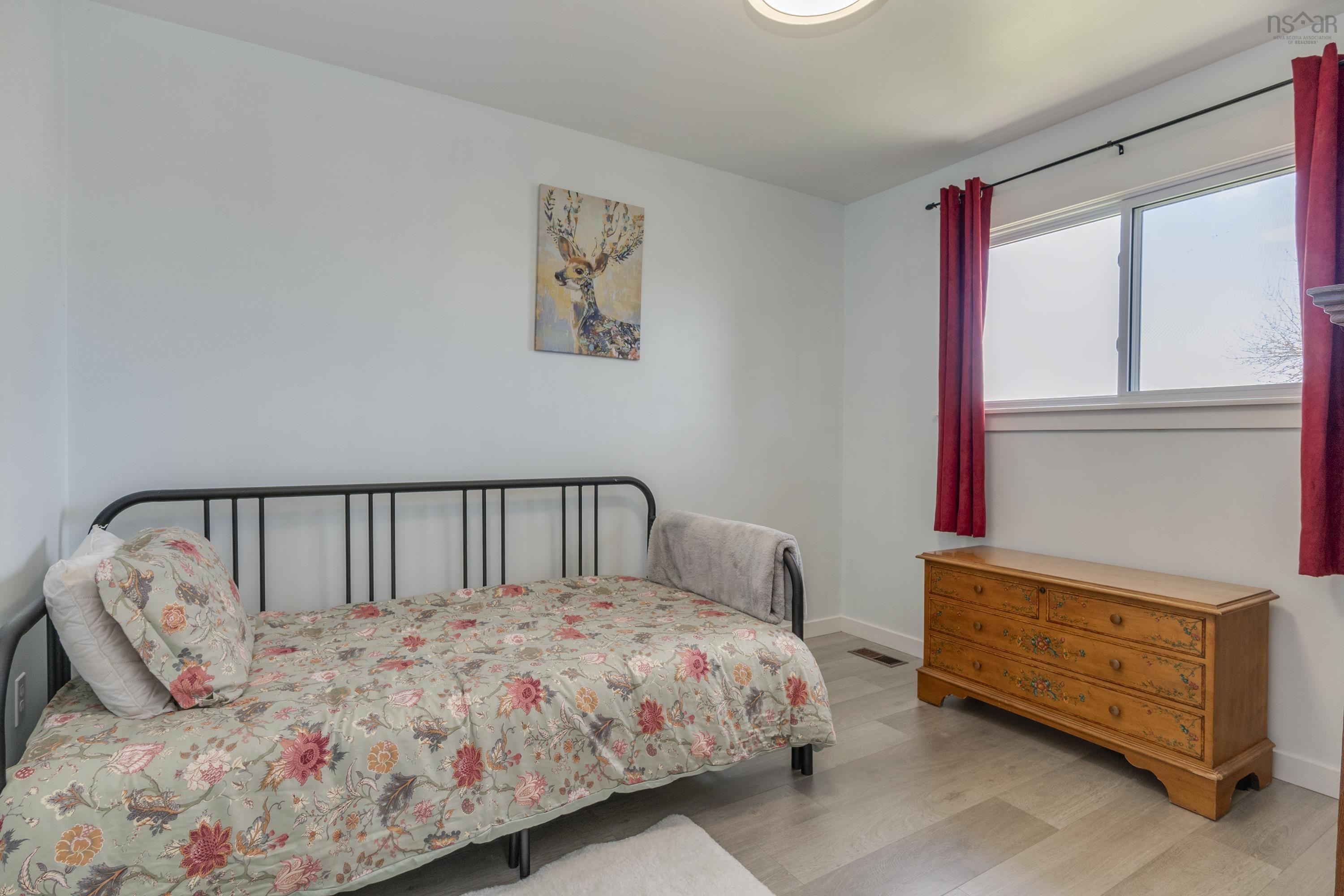 10 Shrewsbury Road, Cole Harbour, NS (MLS 202610514)
