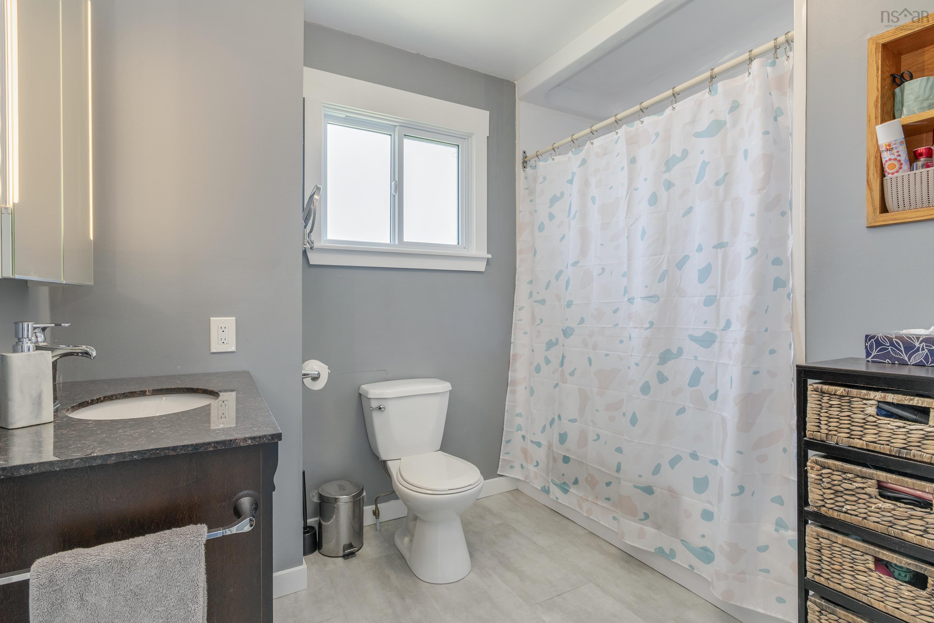 10 Shrewsbury Road, Cole Harbour, NS (MLS 202610514)