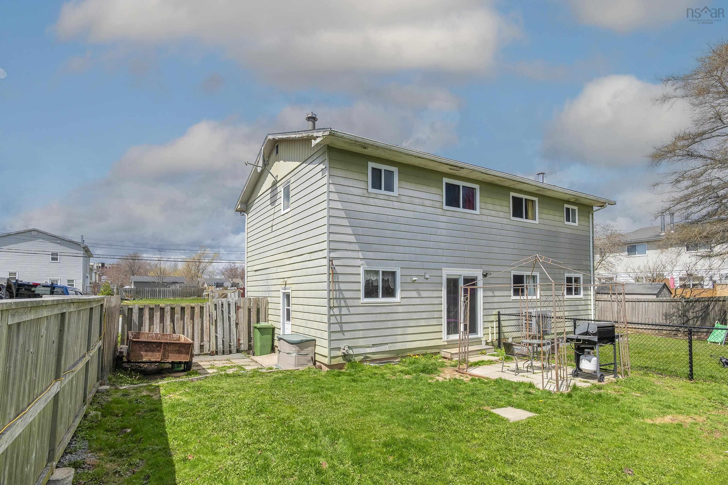 10 Shrewsbury Road, Cole Harbour, NS (MLS 202610514)