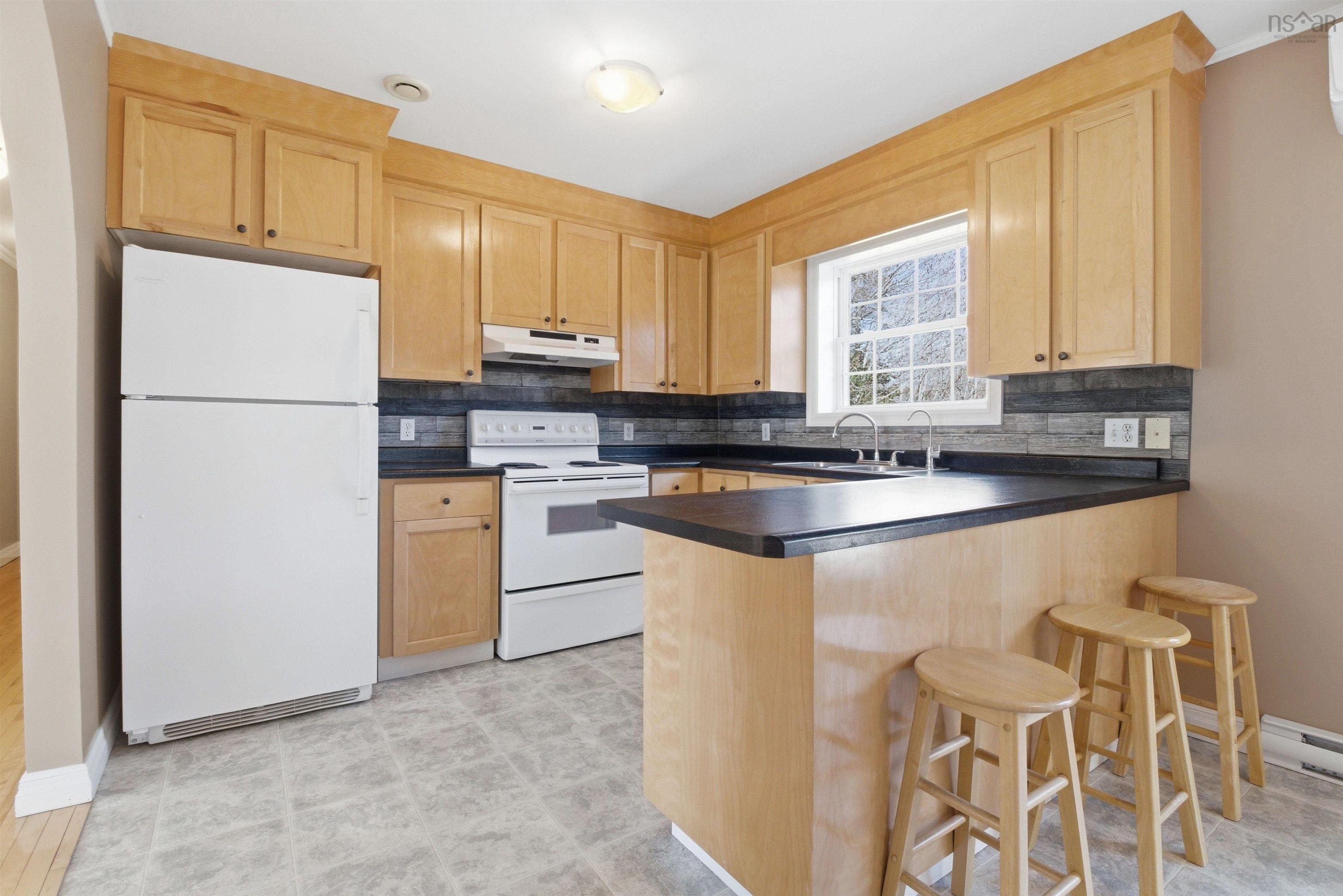 $424,900.00: 300 Old Trunk 3 Road, East Chester
