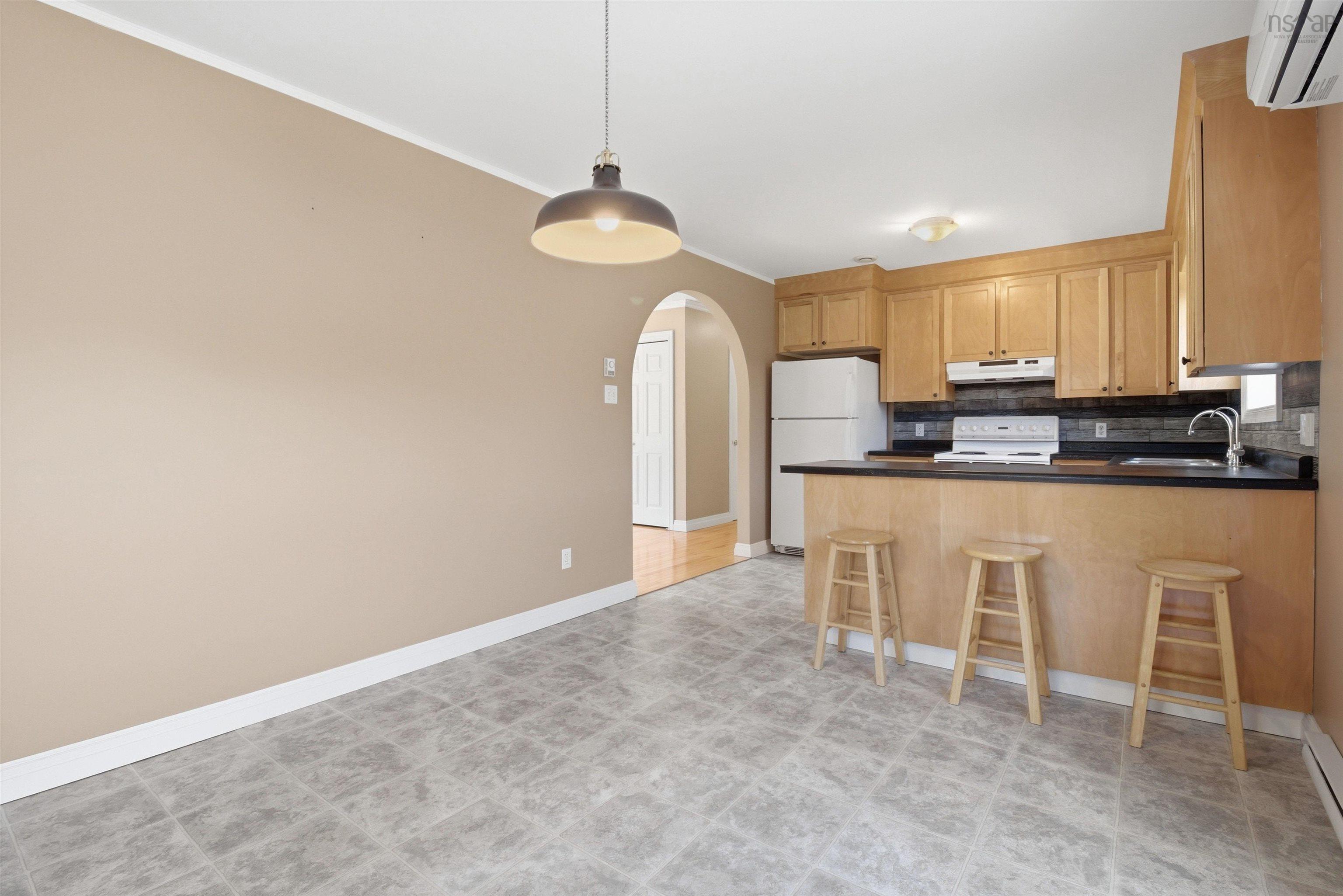$424,900.00: 300 Old Trunk 3 Road, East Chester