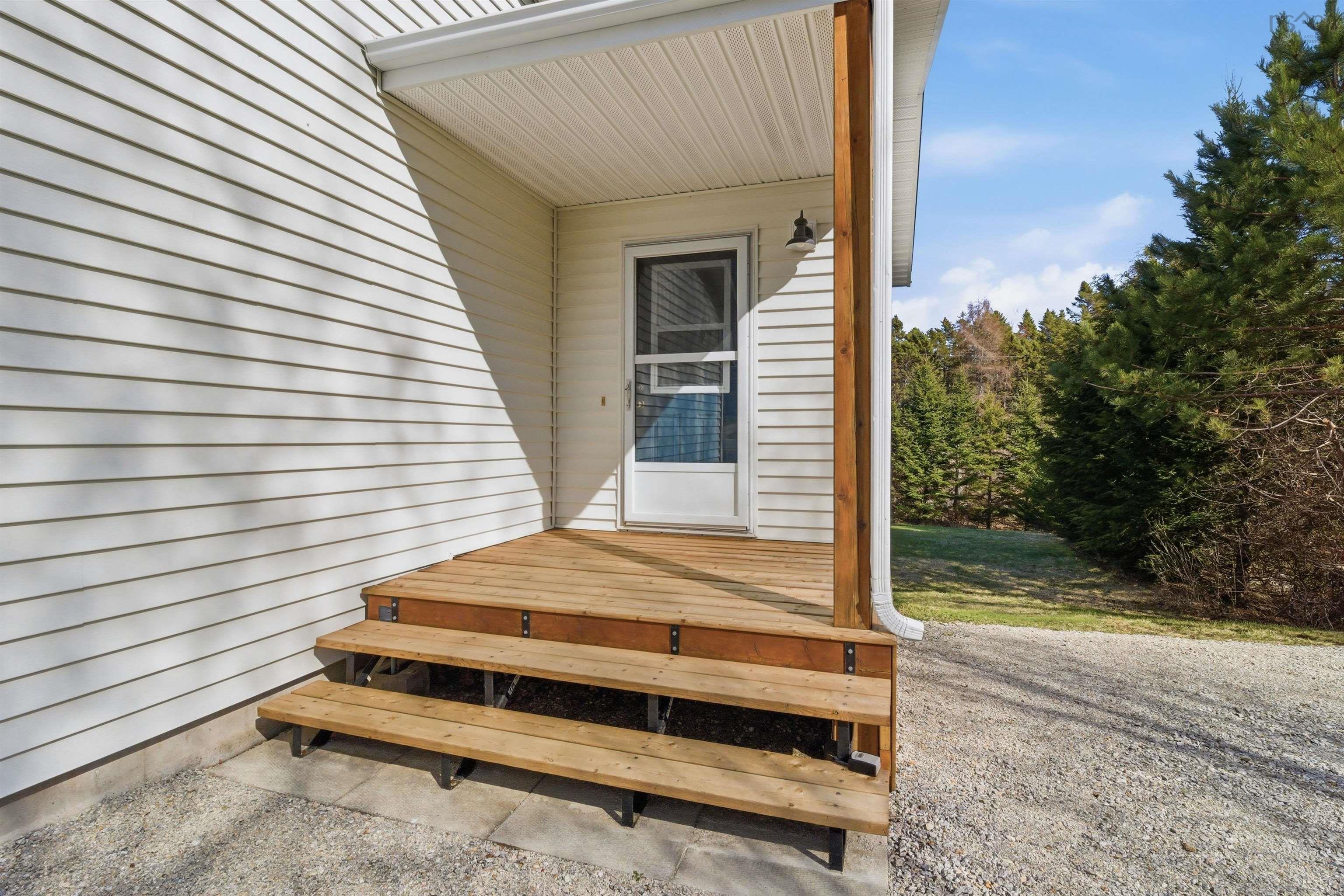 $424,900.00: 300 Old Trunk 3 Road, East Chester
