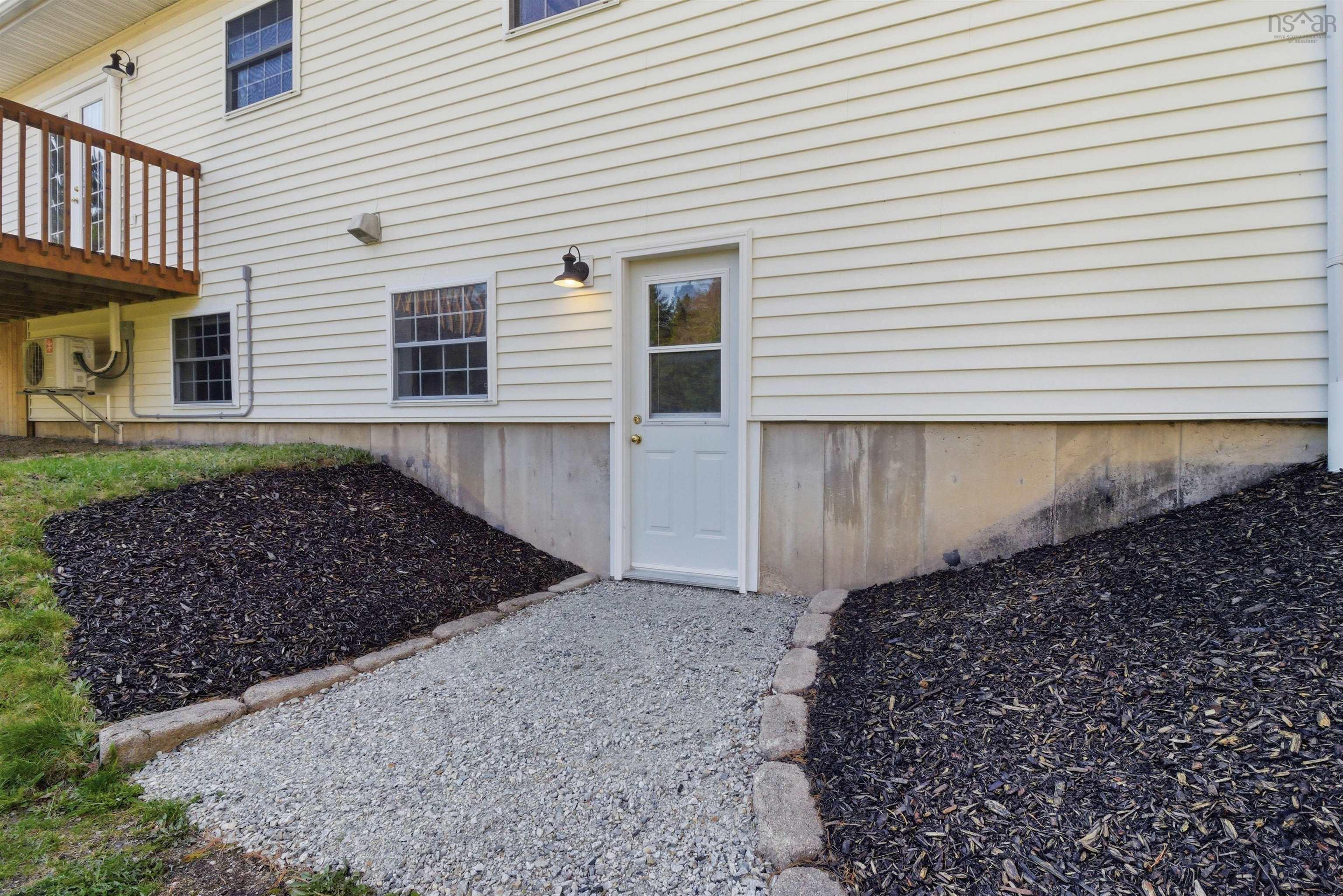 $424,900.00: 300 Old Trunk 3 Road, East Chester