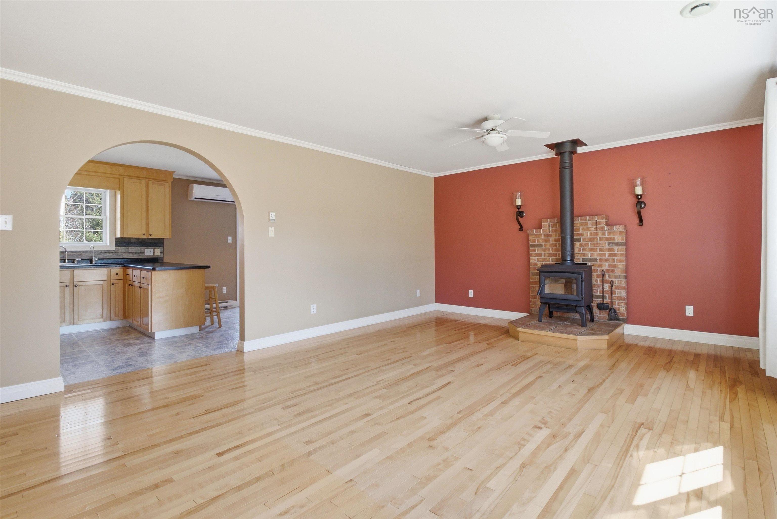 $424,900.00: 300 Old Trunk 3 Road, East Chester