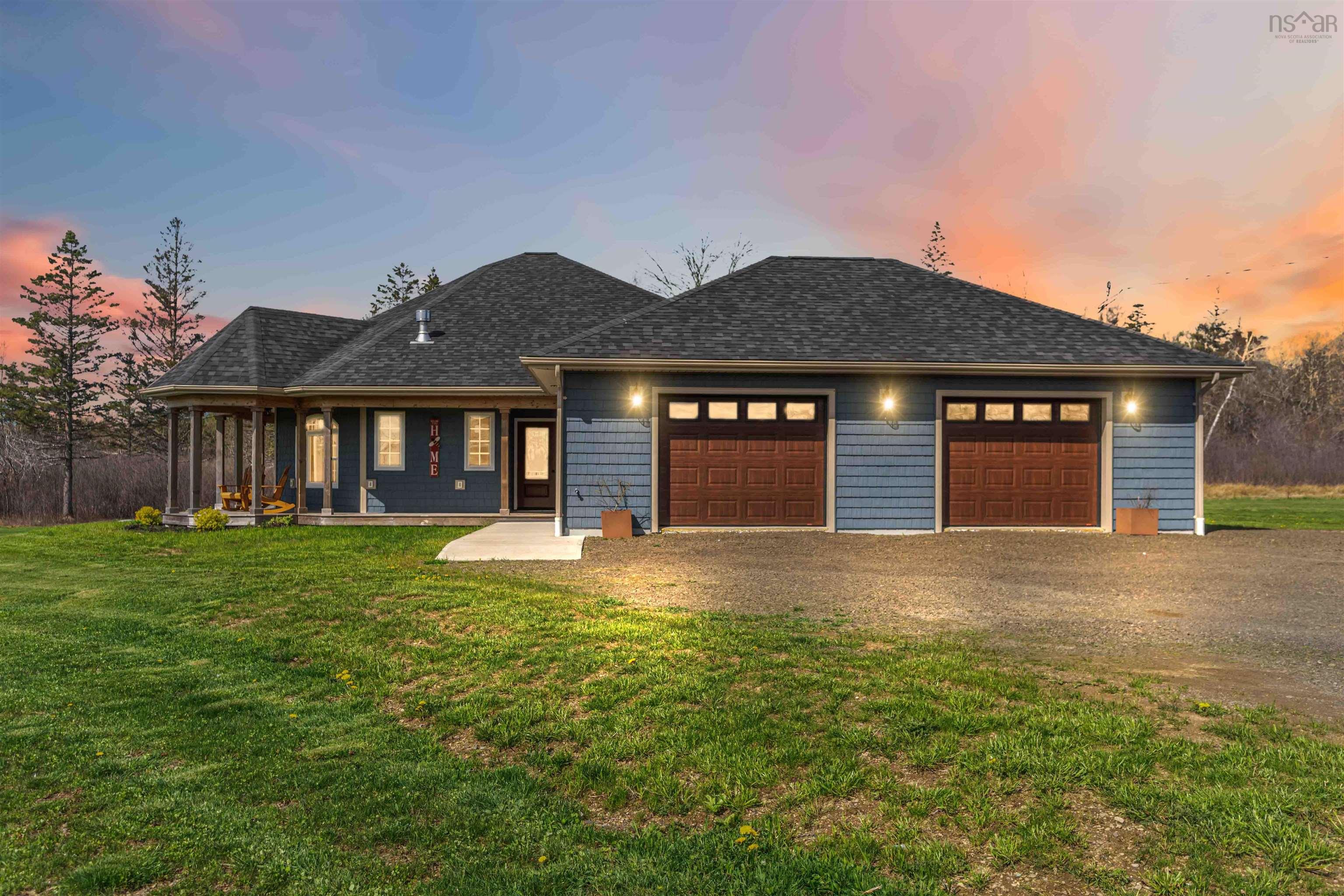 $649,000.00: 1572 Lansdowne Road, Bear River