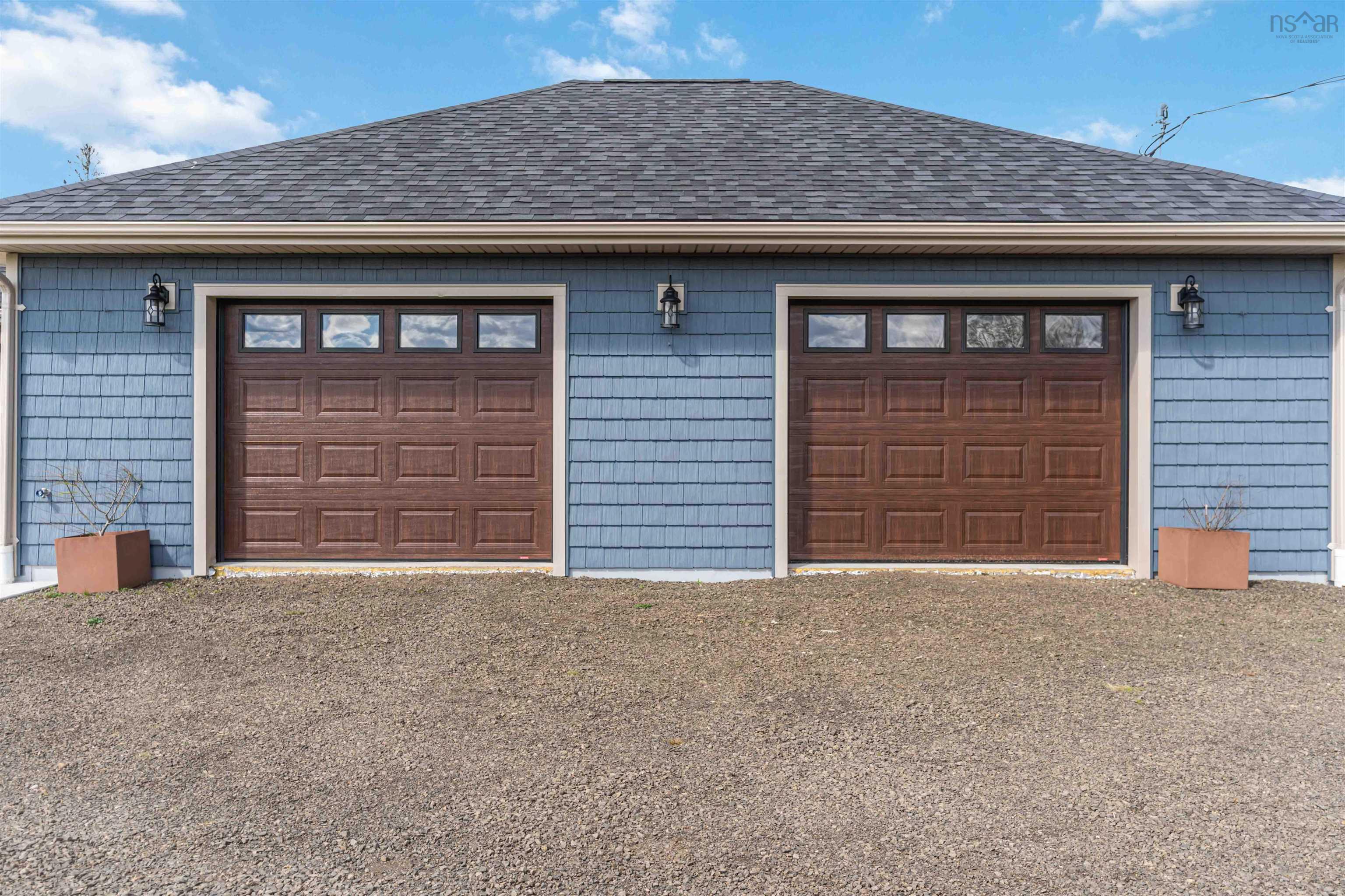 $649,000.00: 1572 Lansdowne Road, Bear River