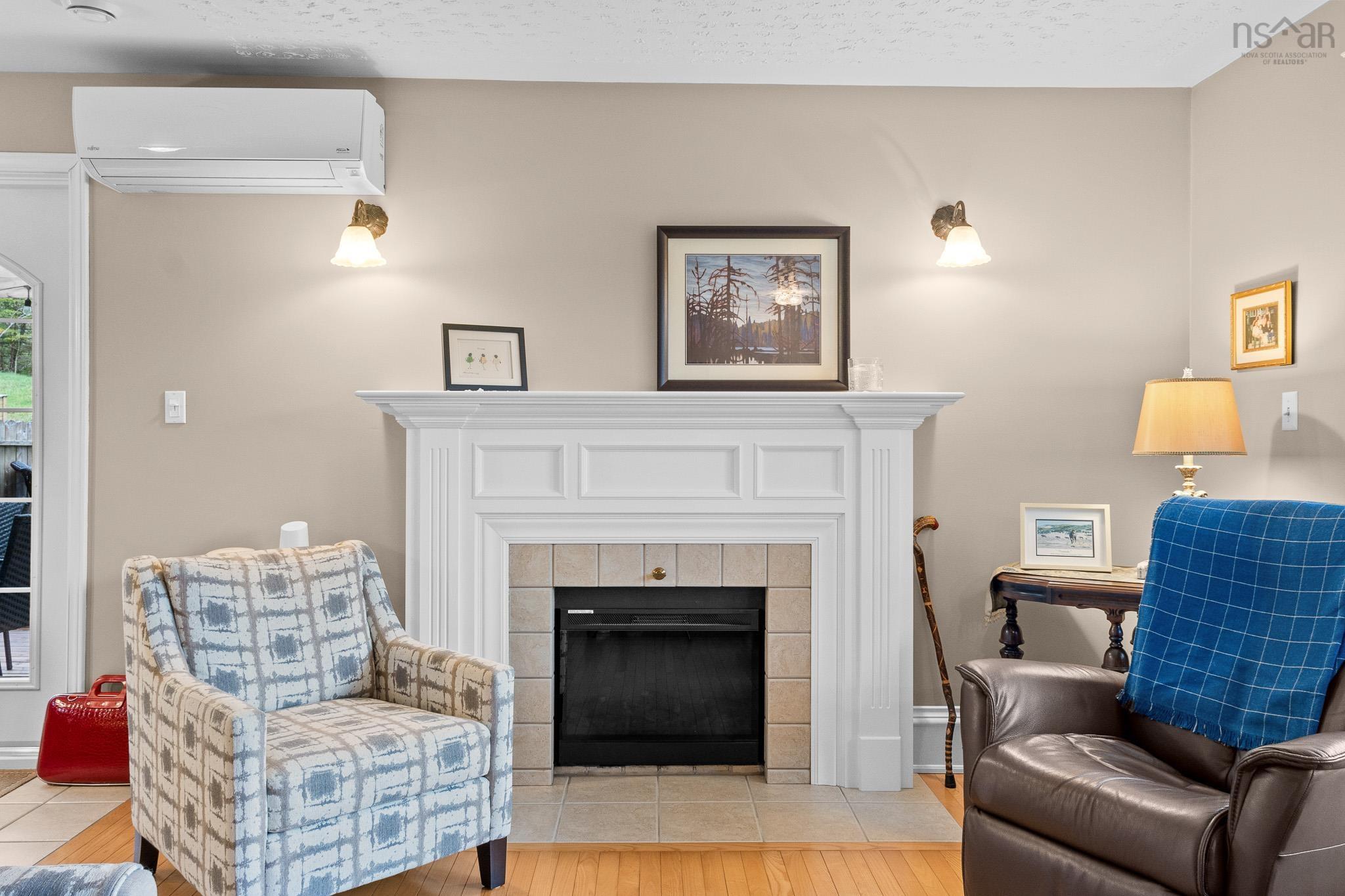 $549,900.00: 6054 Highway 1, Ellershouse