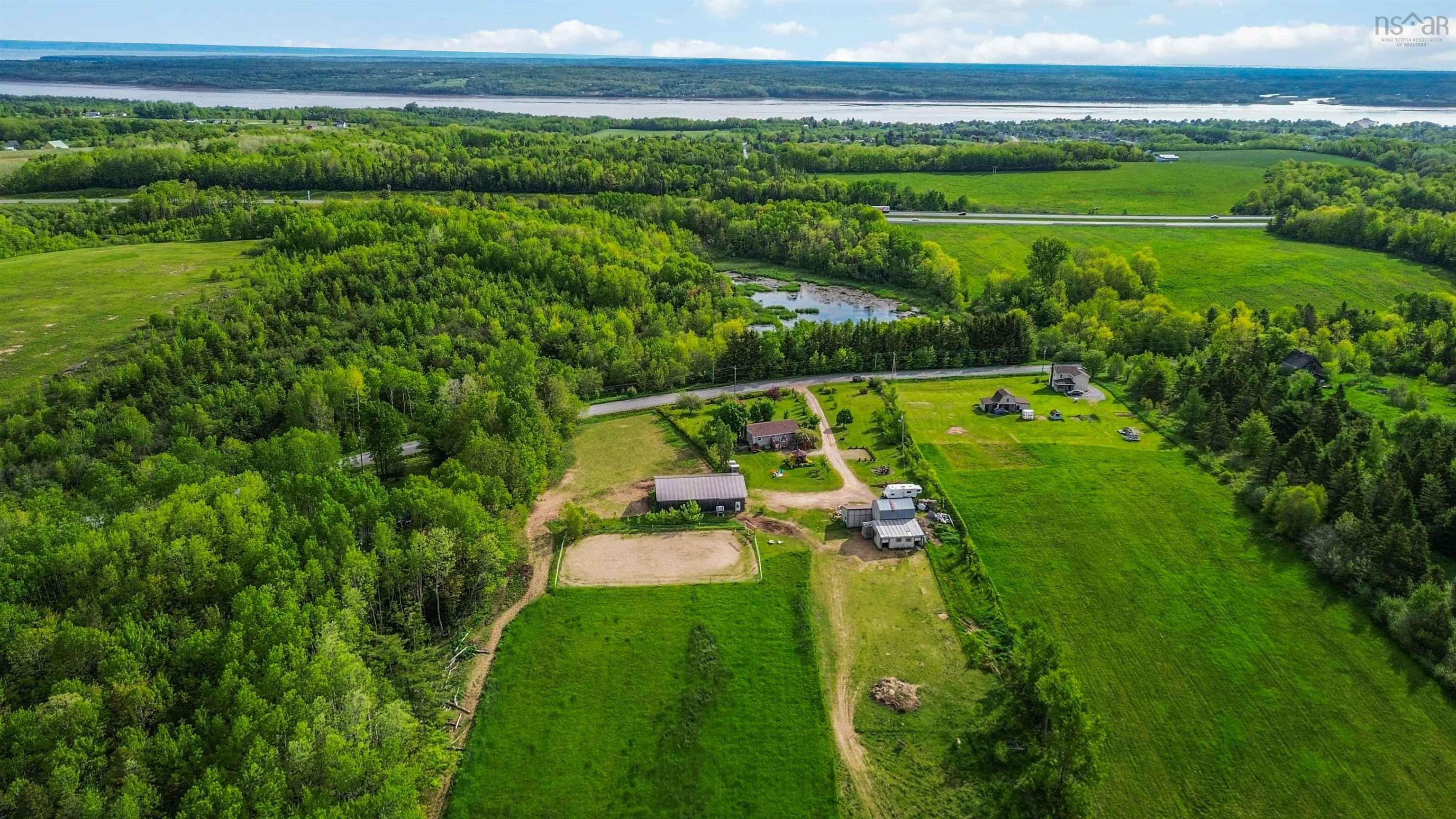 $759,000.00: 251 Ben Jackson Rd, Hantsport