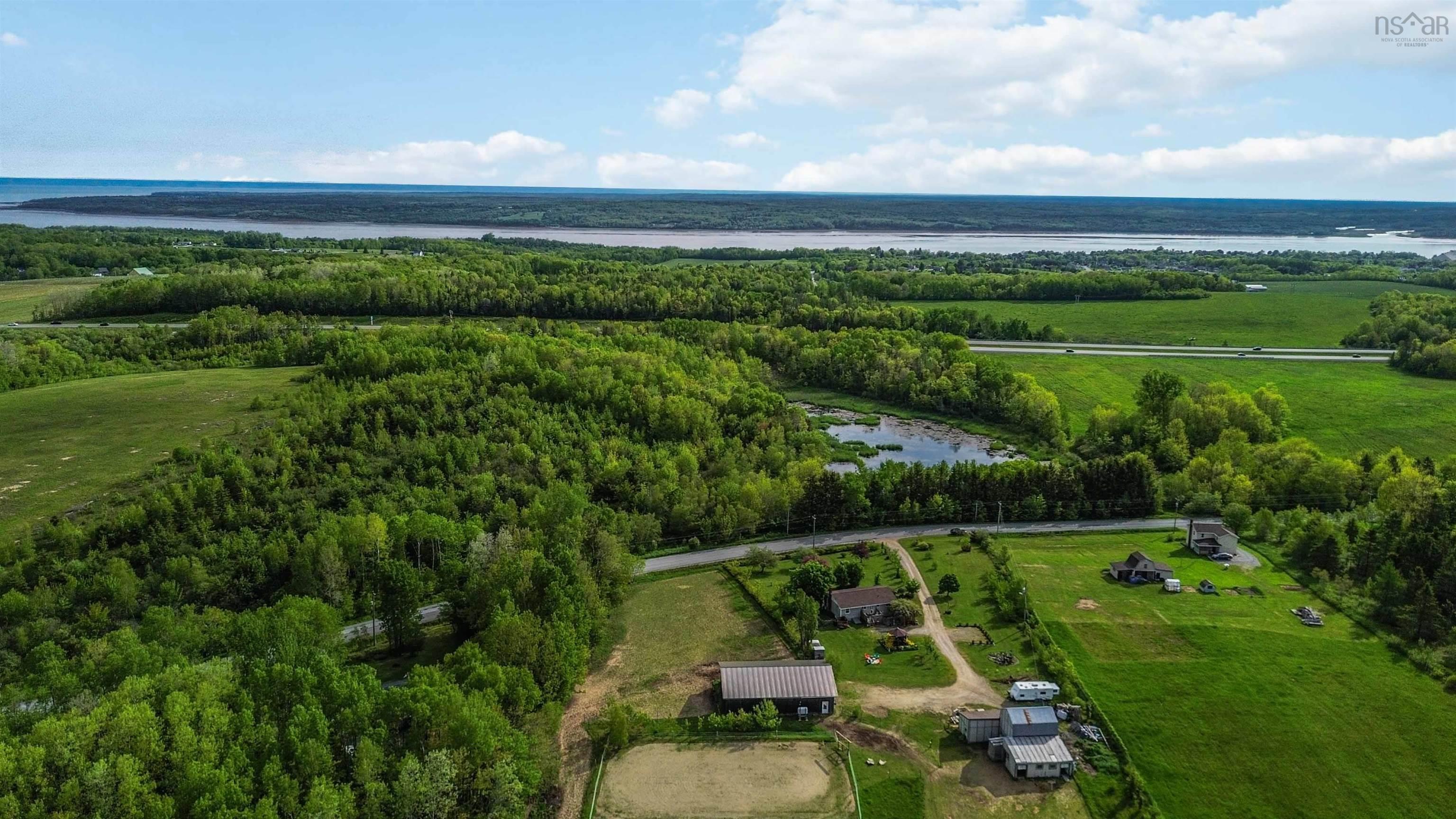 $759,000.00: 251 Ben Jackson Rd, Hantsport