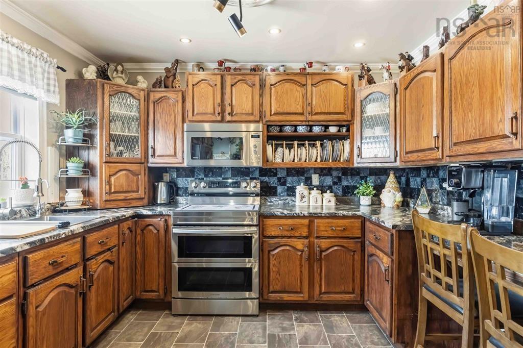 $759,000.00: 251 Ben Jackson Rd, Hantsport
