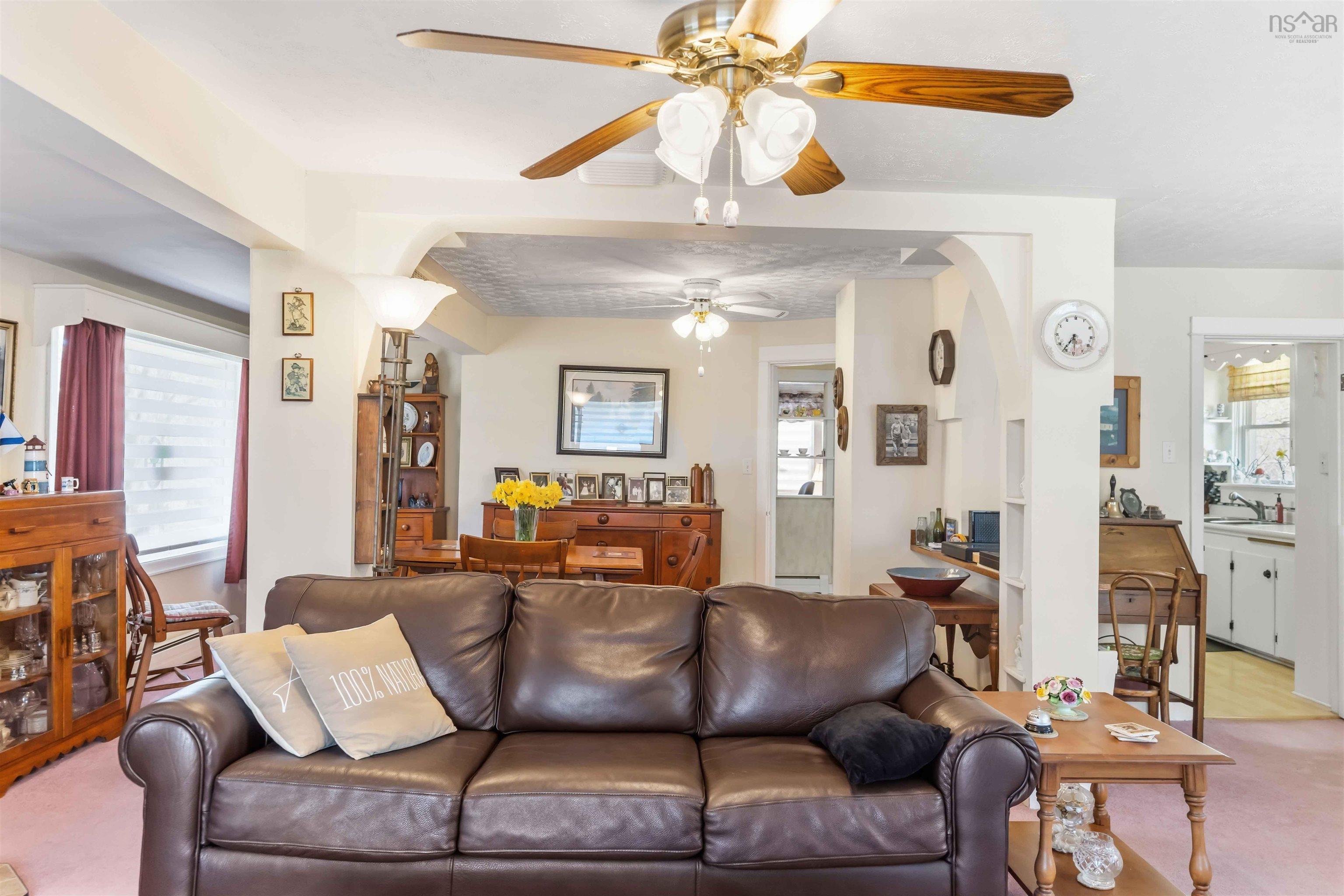 $324,900.00: 14305 Highway 1, Wilmot