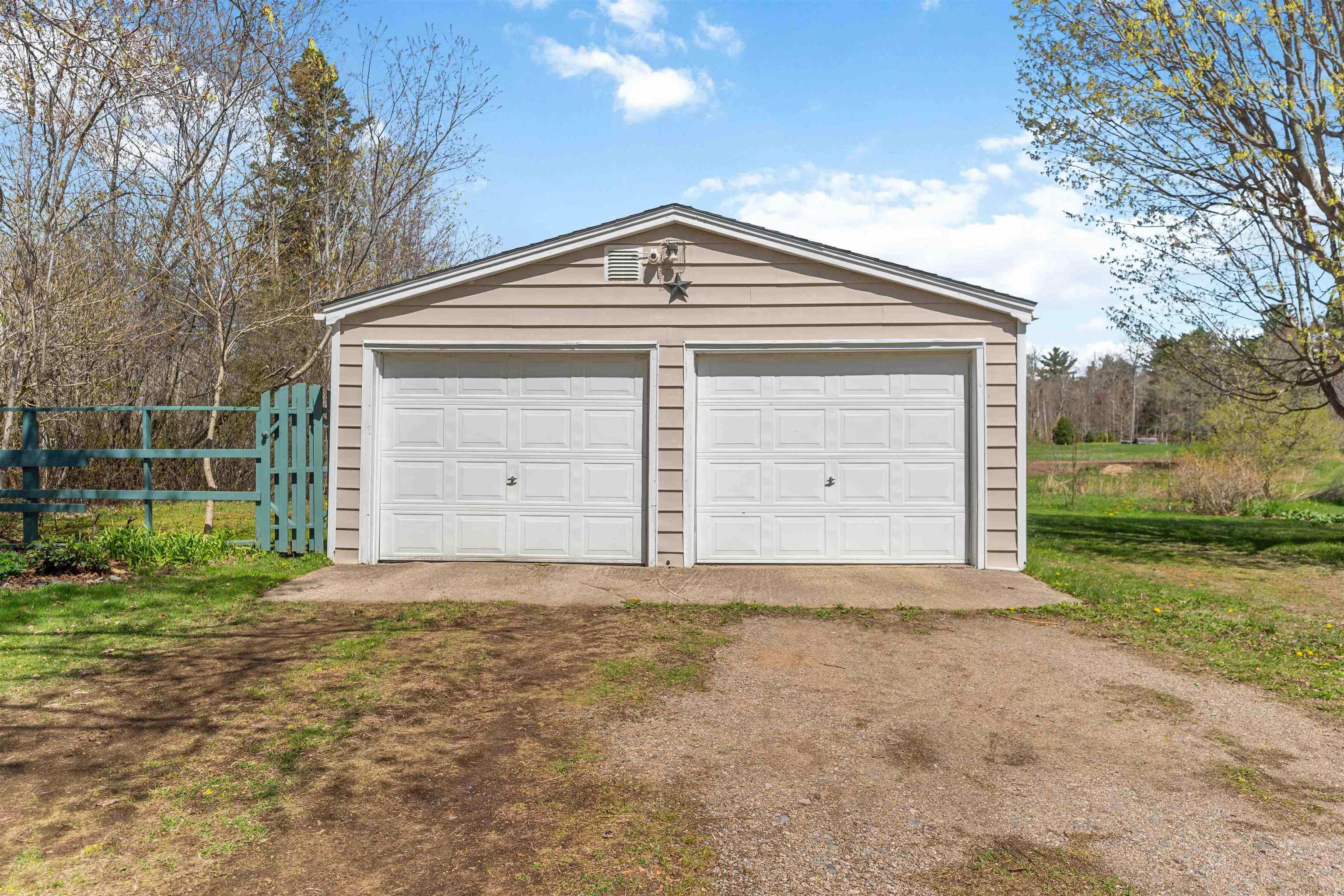 $324,900.00: 14305 Highway 1, Wilmot