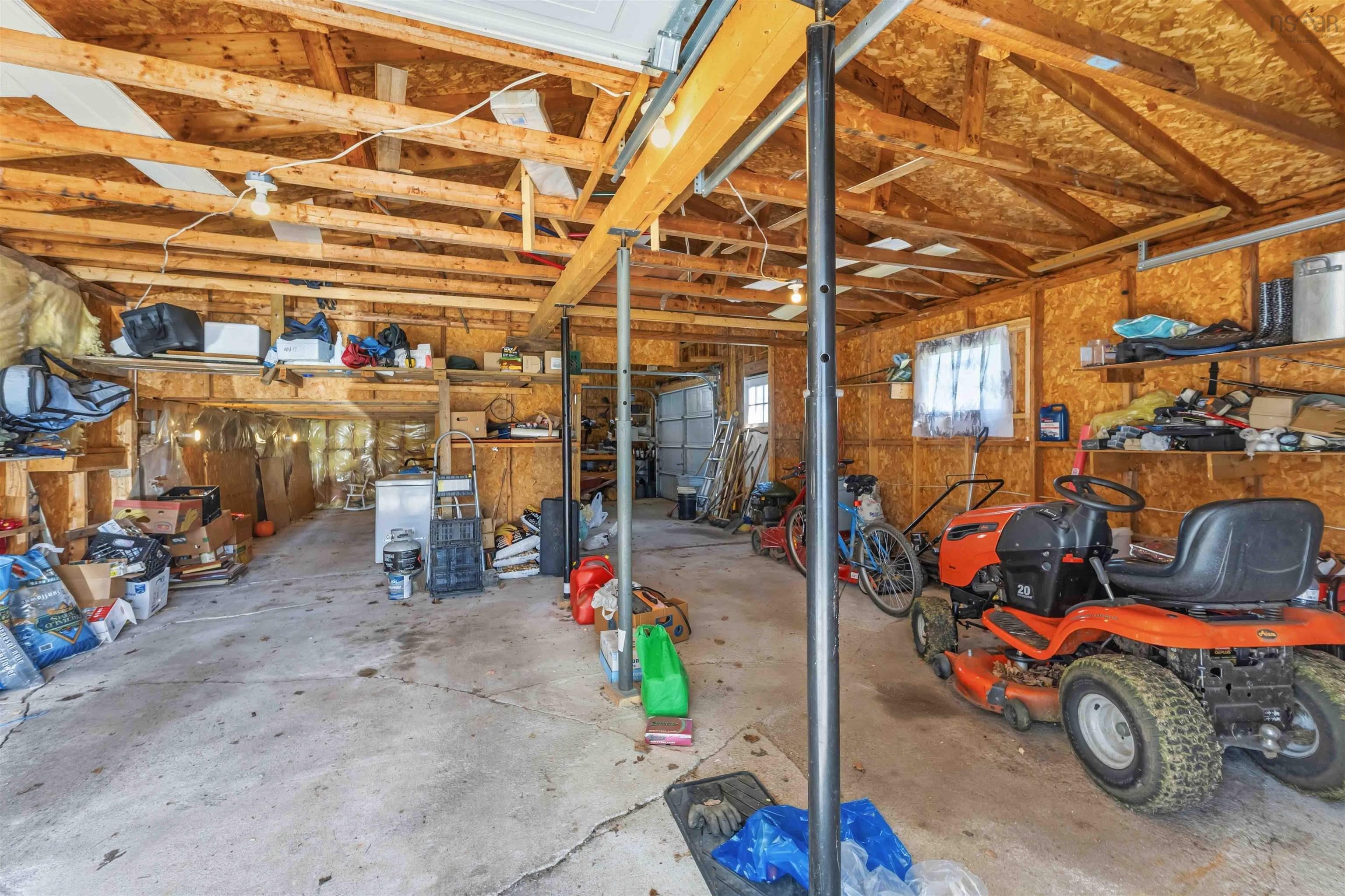 $324,900.00: 14305 Highway 1, Wilmot