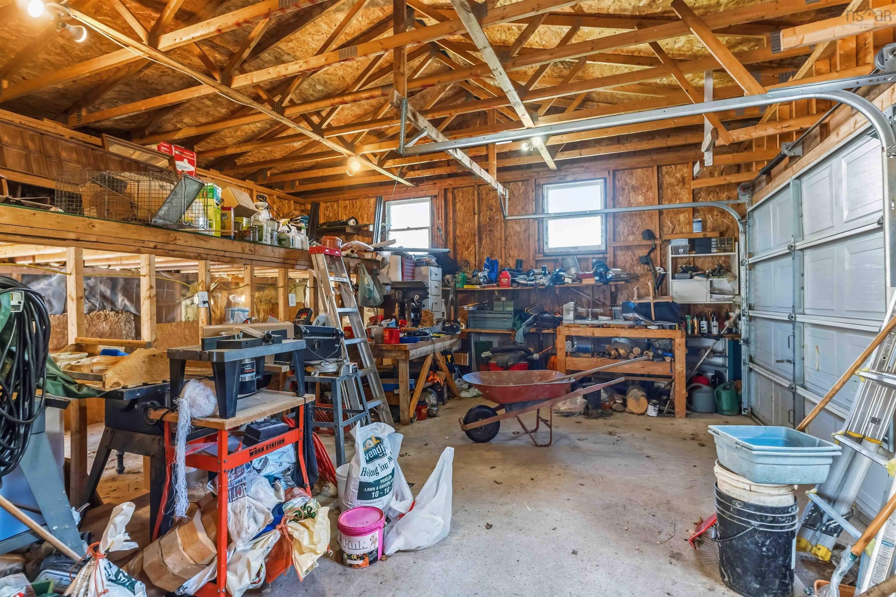 $324,900.00: 14305 Highway 1, Wilmot