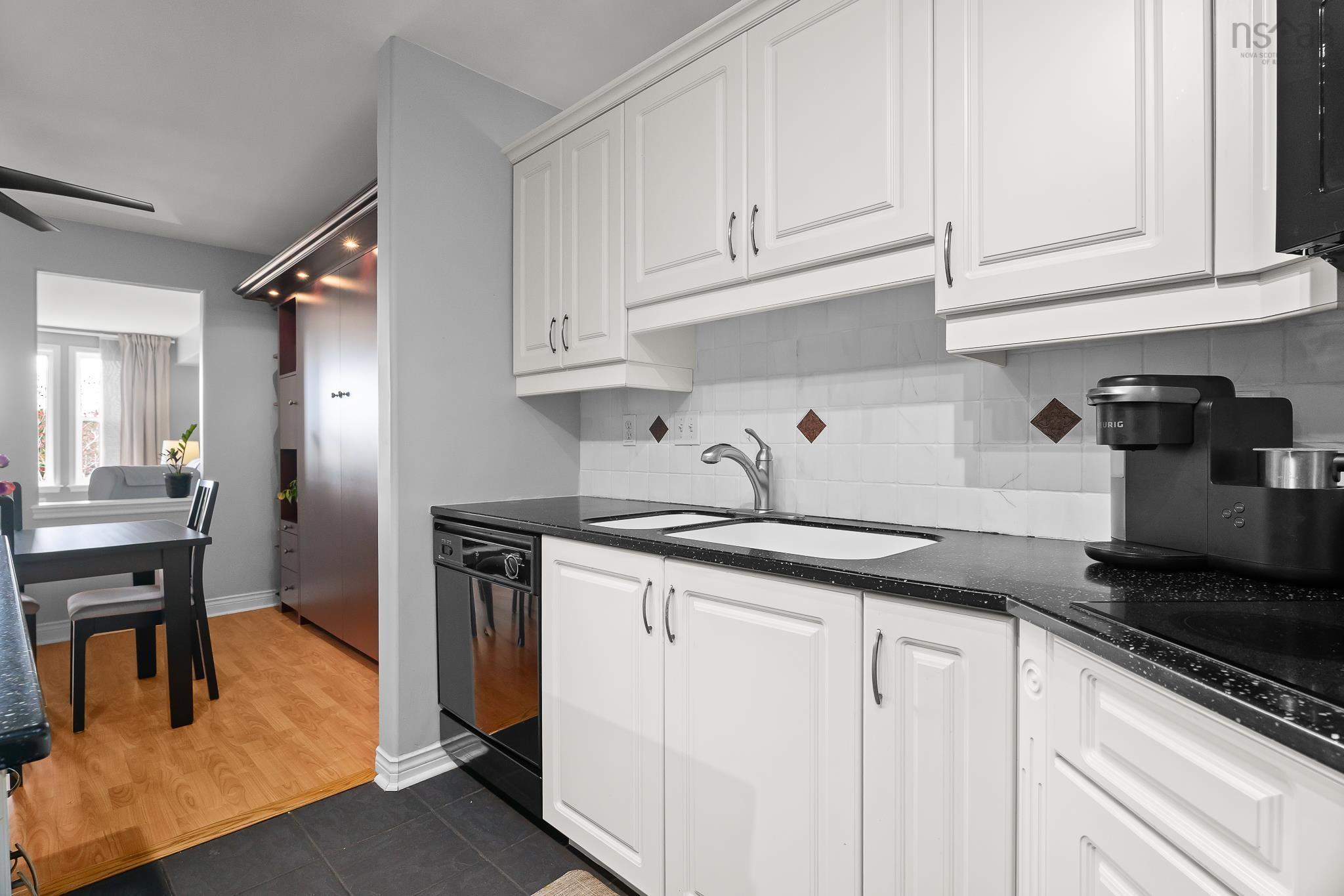 407 2 Lake Drive, Bedford, NS (MLS 202610553)