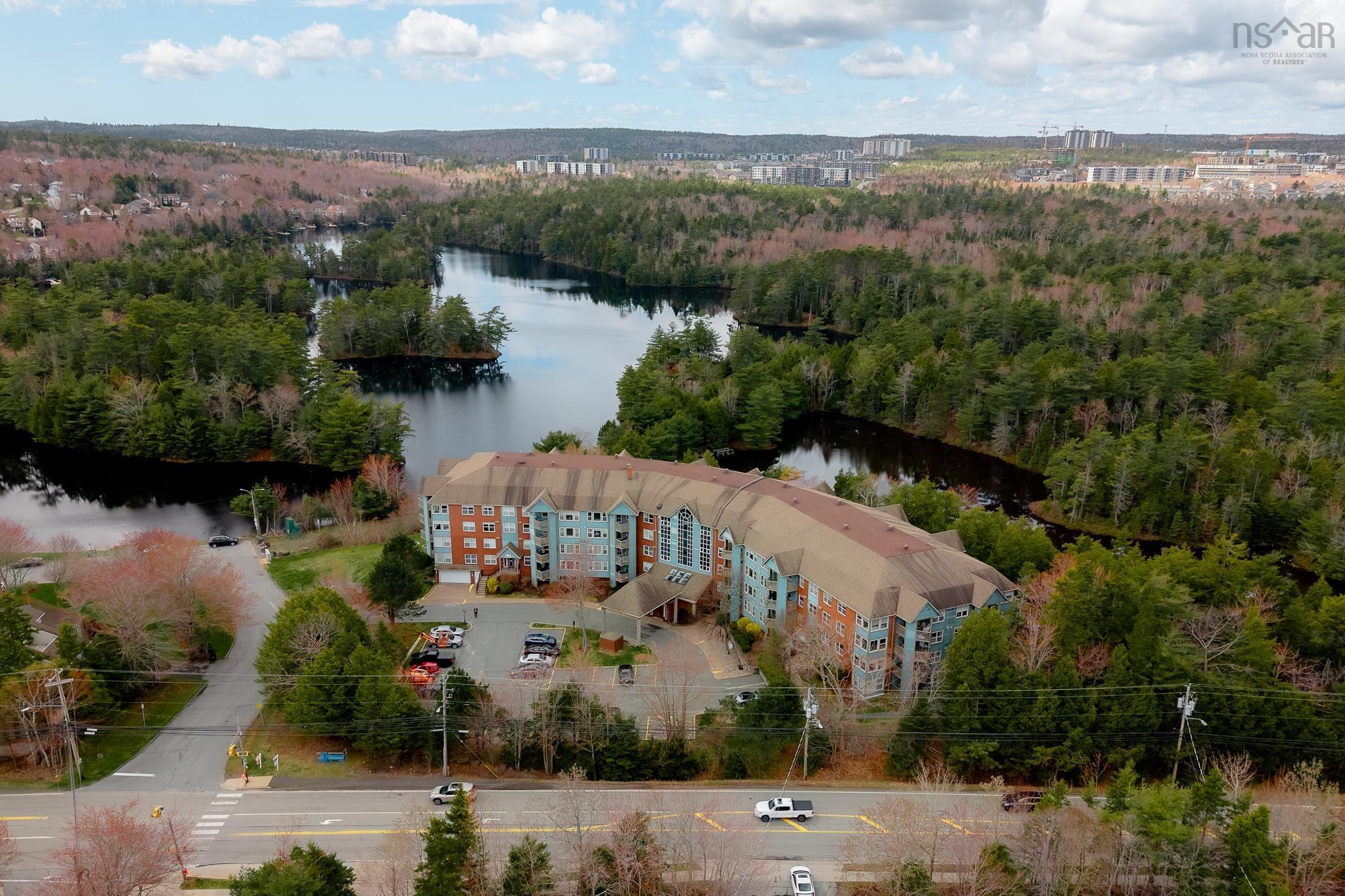 407 2 Lake Drive, Bedford, NS (MLS 202610553)