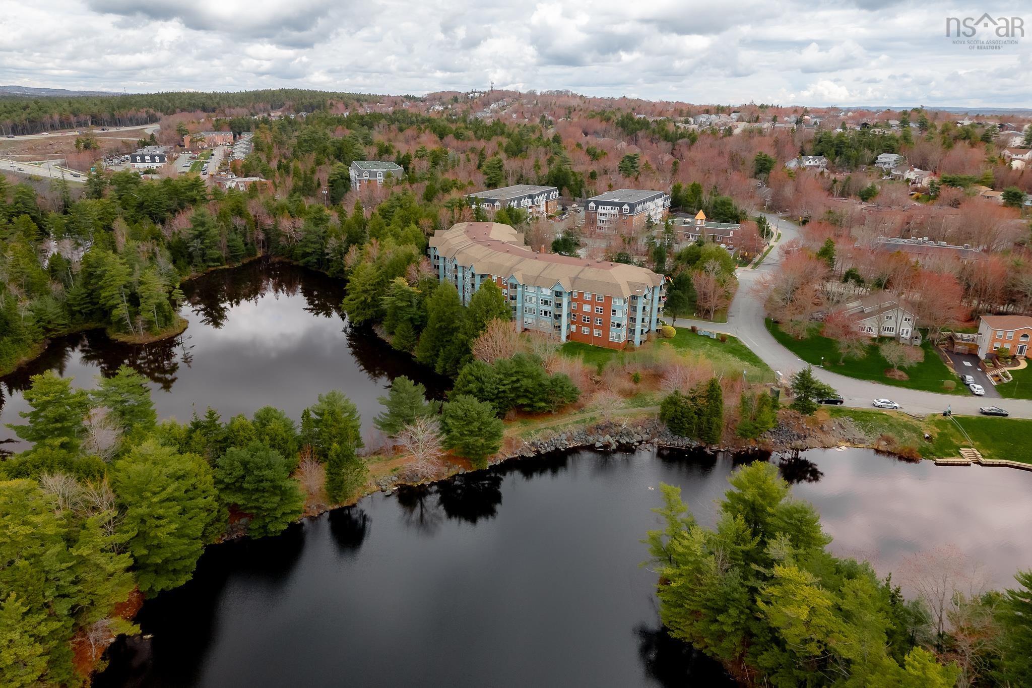 407 2 Lake Drive, Bedford, NS (MLS 202610553)