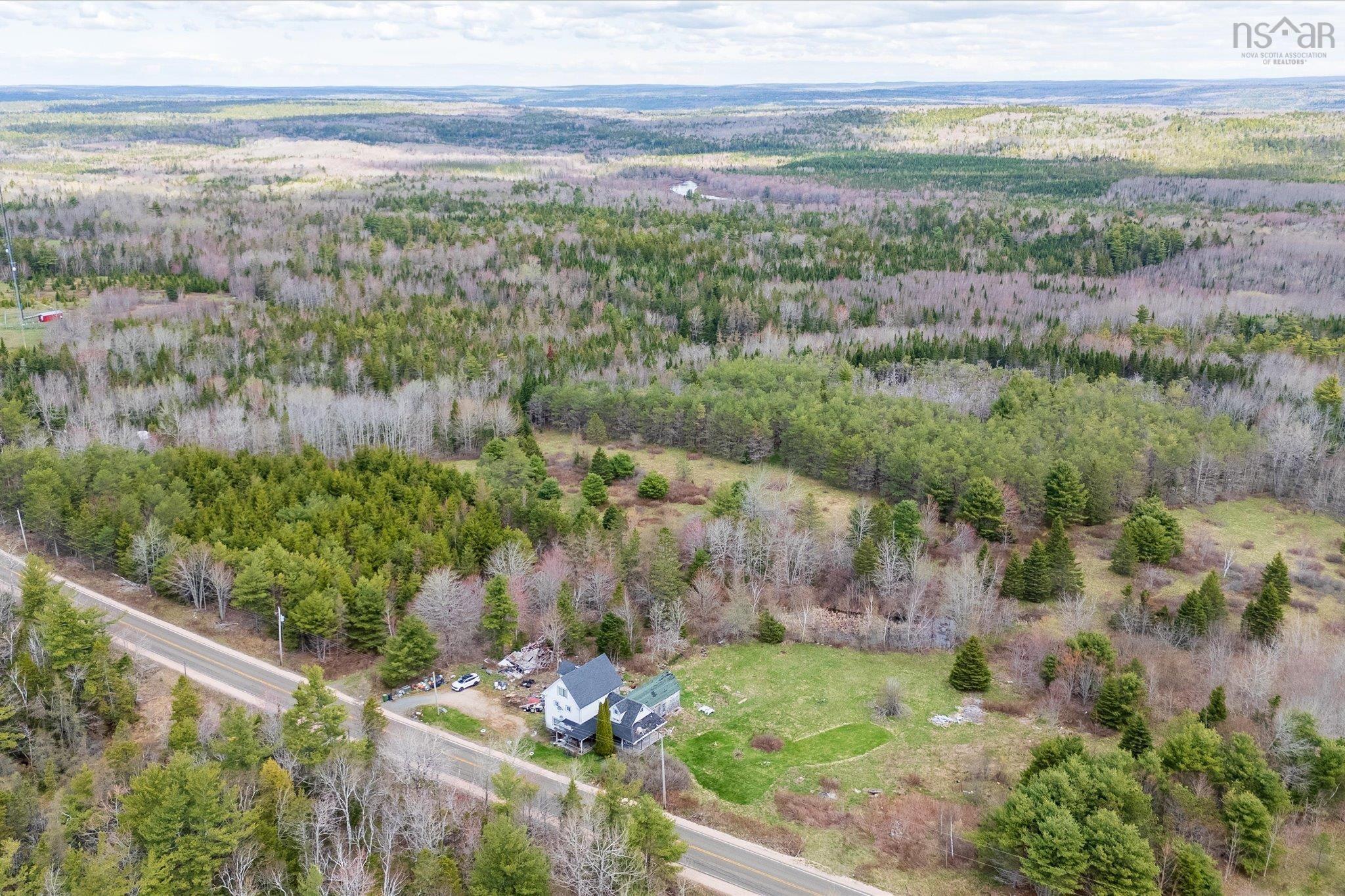 $89,900.00: 1170 Highway 10, Springfield