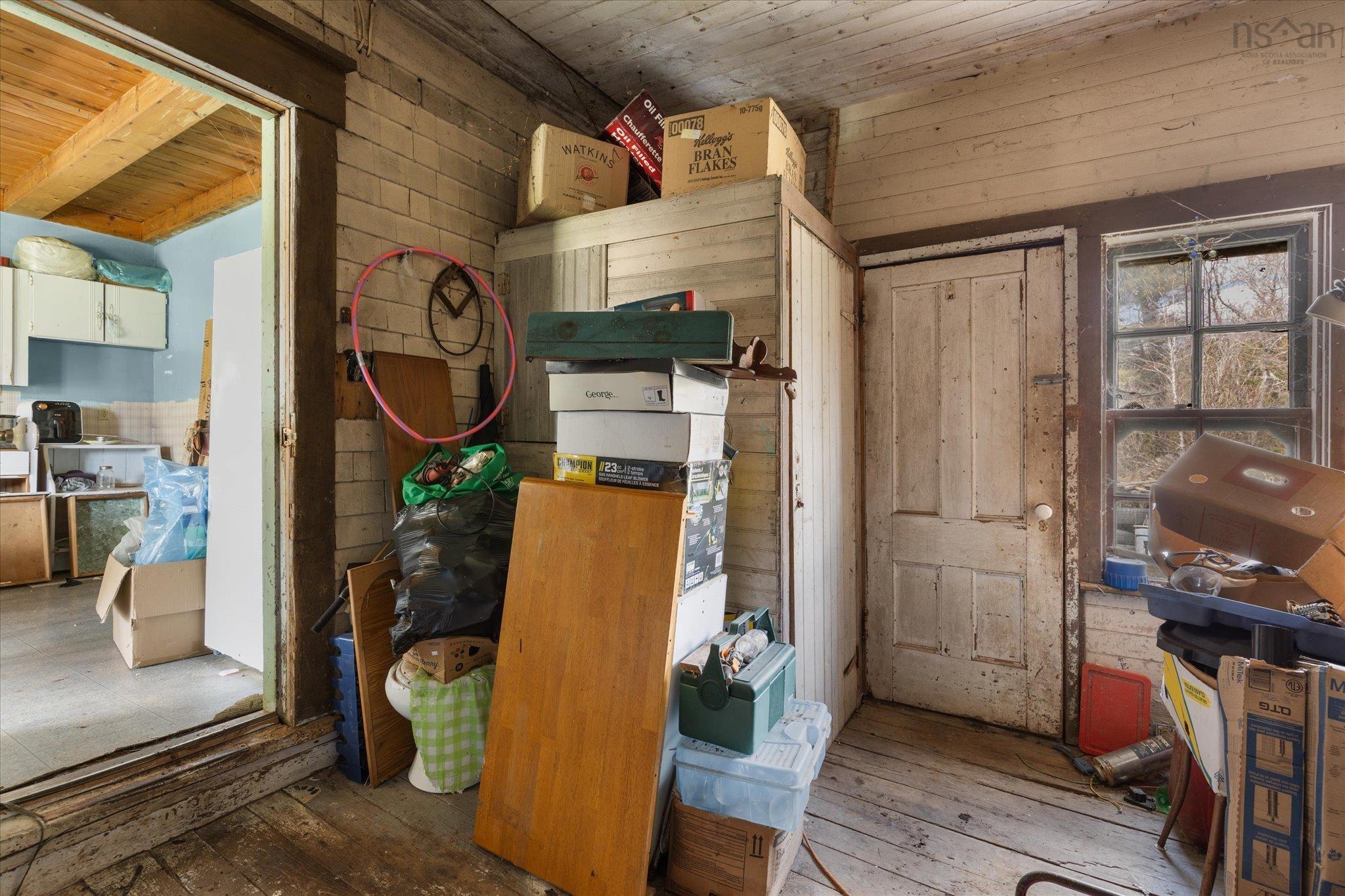 $89,900.00: 1170 Highway 10, Springfield
