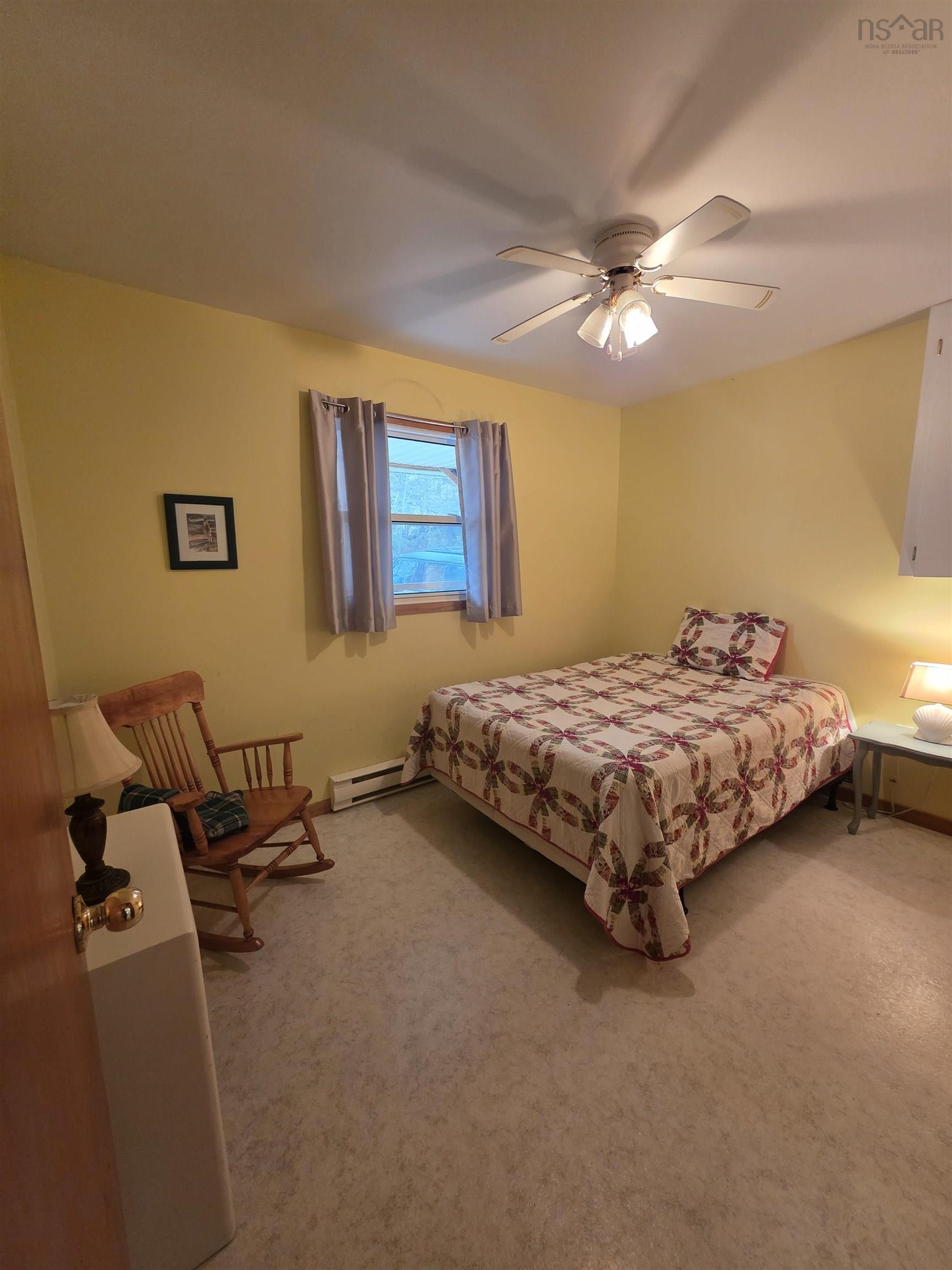 $399,900.00: 45 Shady Lane, Big Bras D