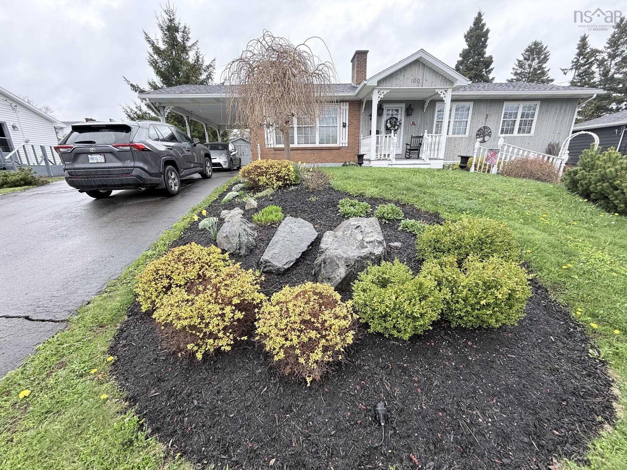 $349,900.00: 100 ChurchHill Drive, New Glasgow