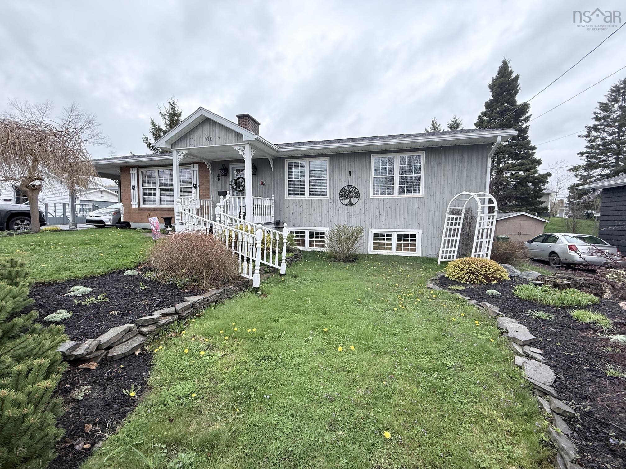 $349,900.00: 100 ChurchHill Drive, New Glasgow