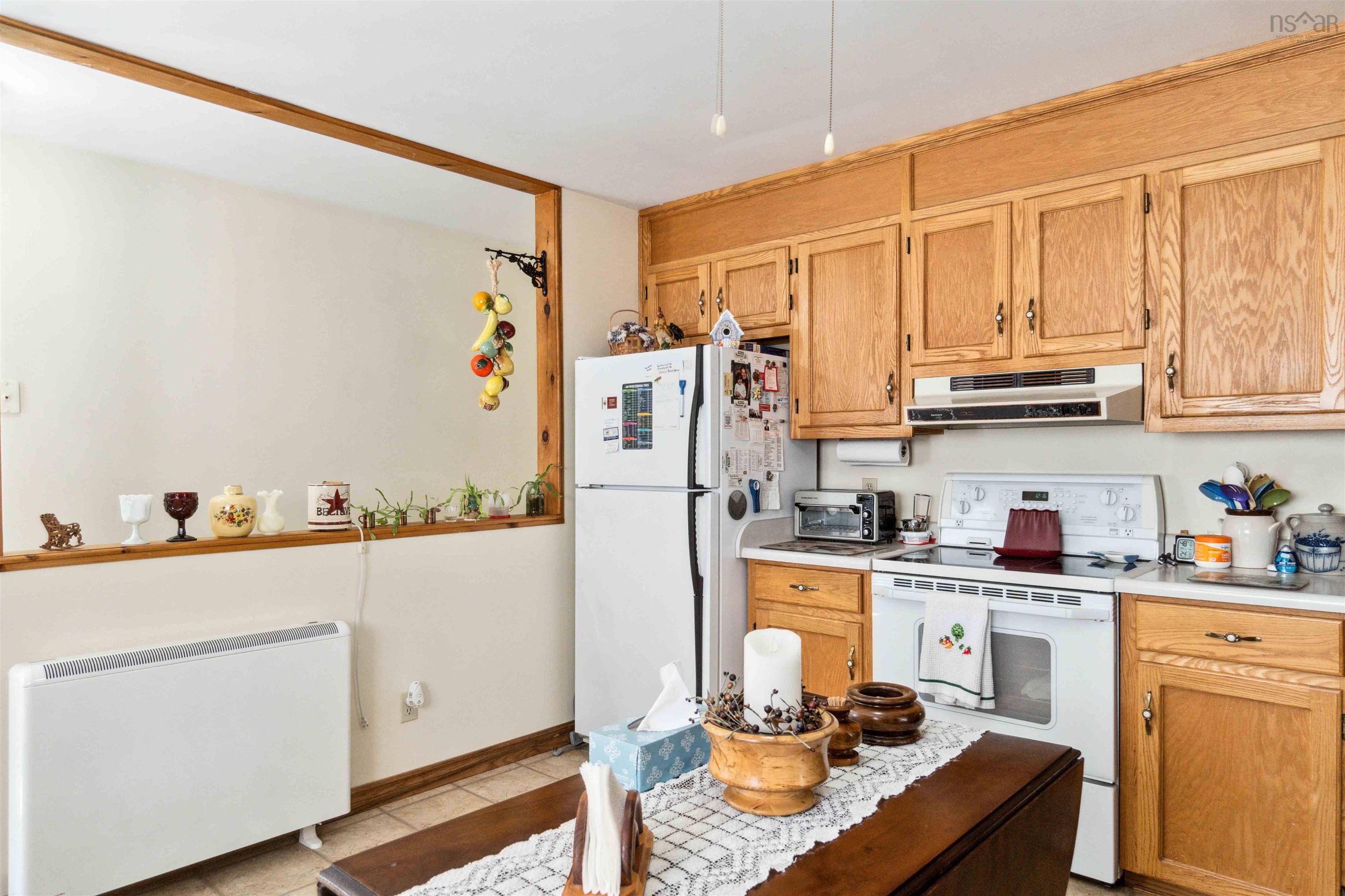 $359,999.00: 729 Parker Mountain Road, Parkers Cove
