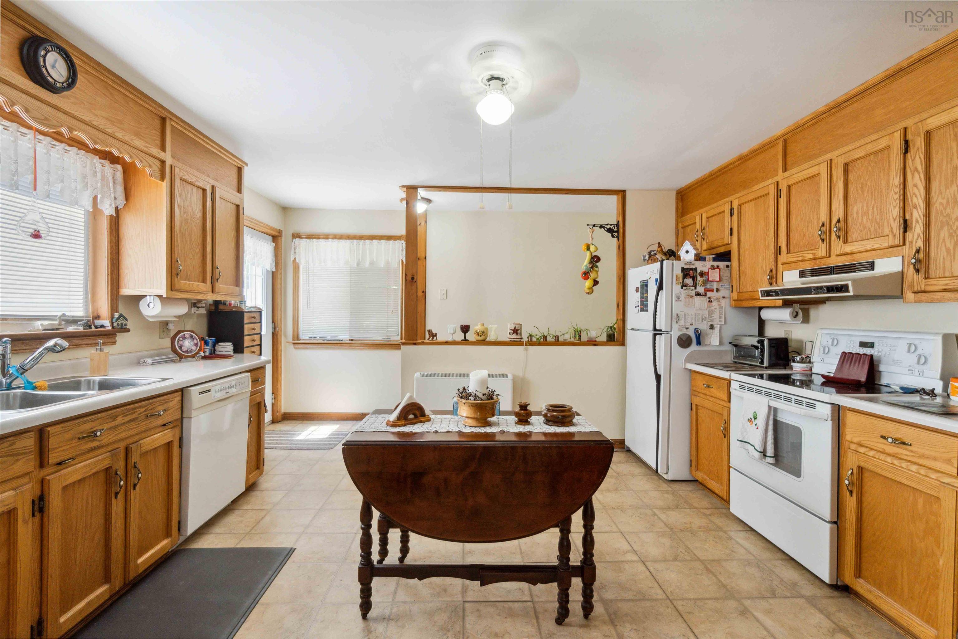$359,999.00: 729 Parker Mountain Road, Parkers Cove