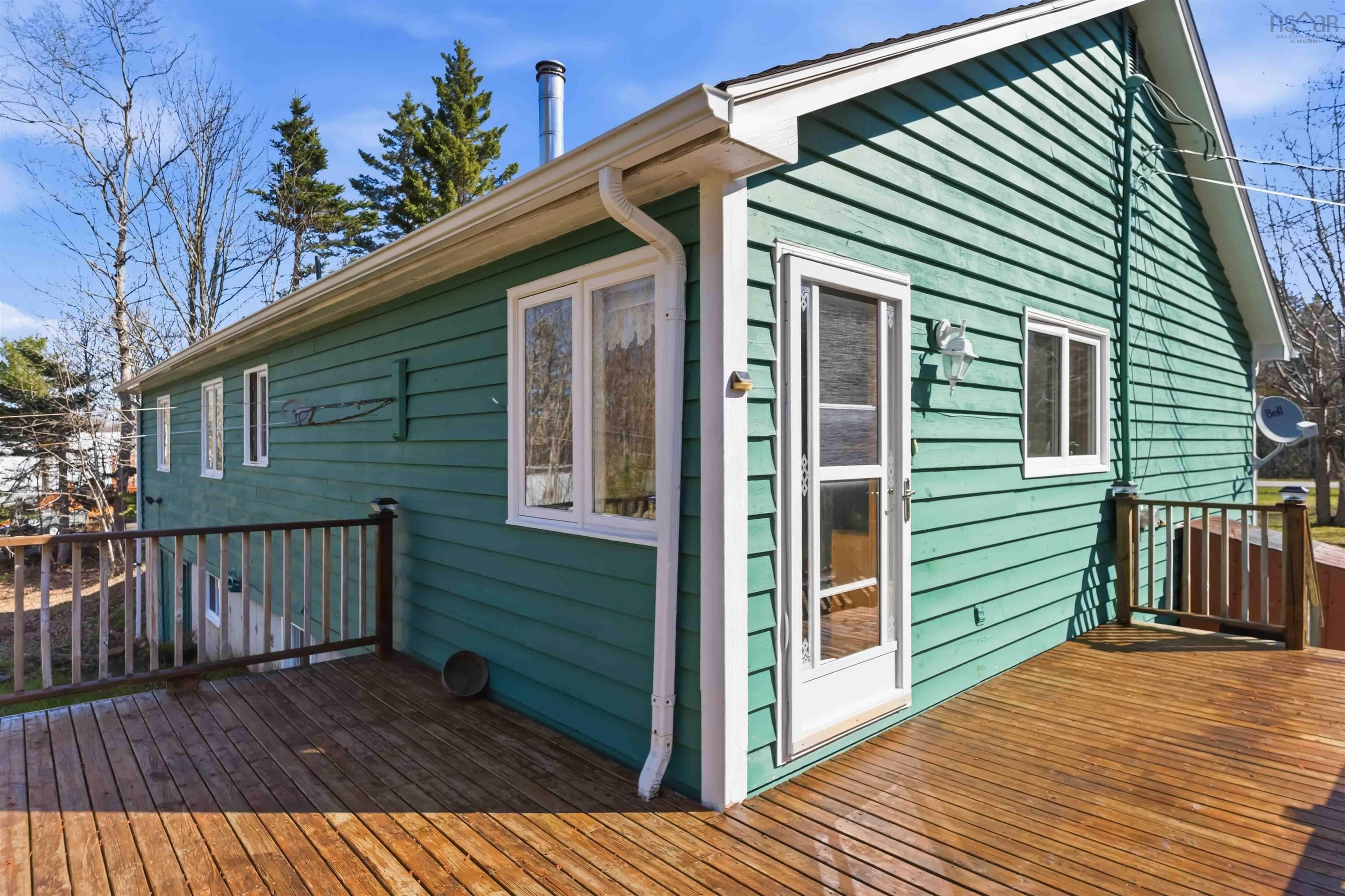 $359,999.00: 729 Parker Mountain Road, Parkers Cove